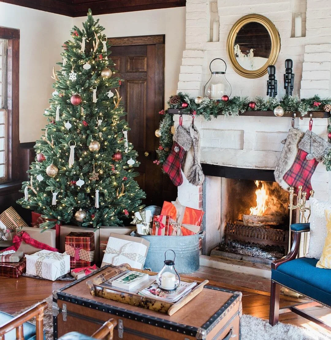 FEATURE: Lowe's Holiday Makeover Recap - Vintage Christmas Remix by Eastcoast Creative