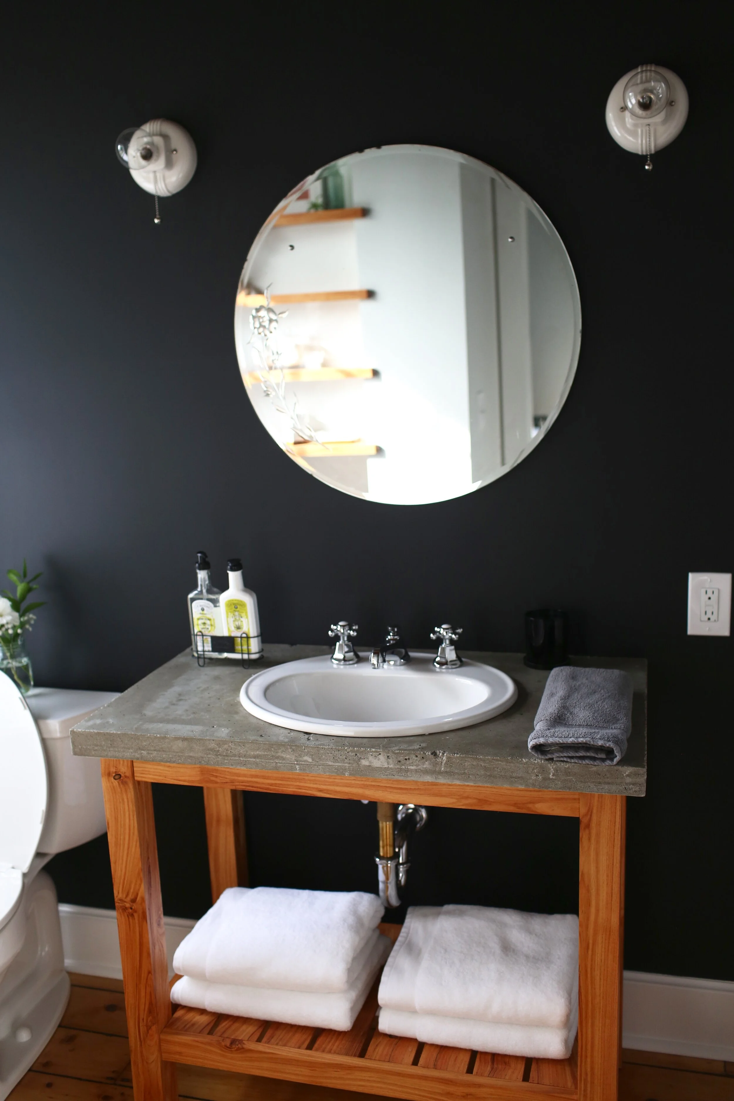RENOVATION REVEAL: Guest Room #2 Bathroom