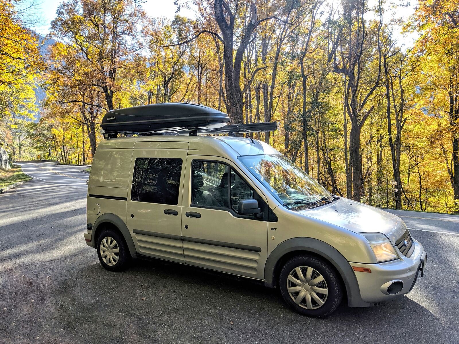 Wonderlijk REVEAL: Meet Dolly - Ford Transit Connect Camper Van Conversion TD-83