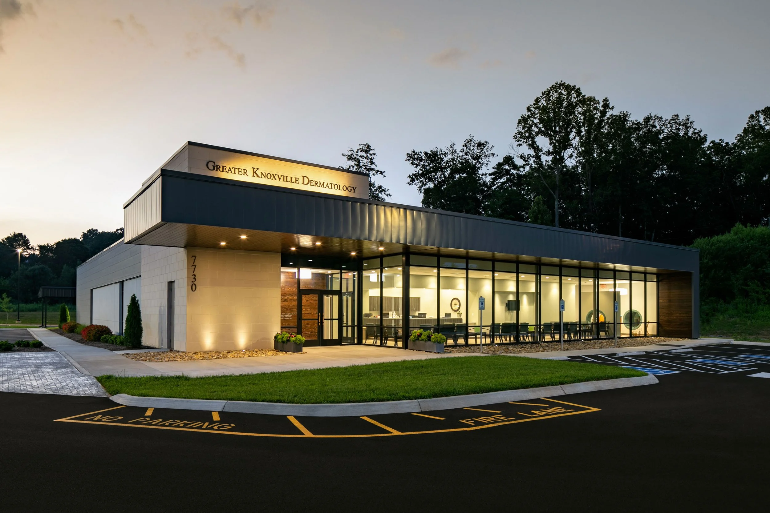 MHM_DermatologySpecialists_FINCH-482.jpg