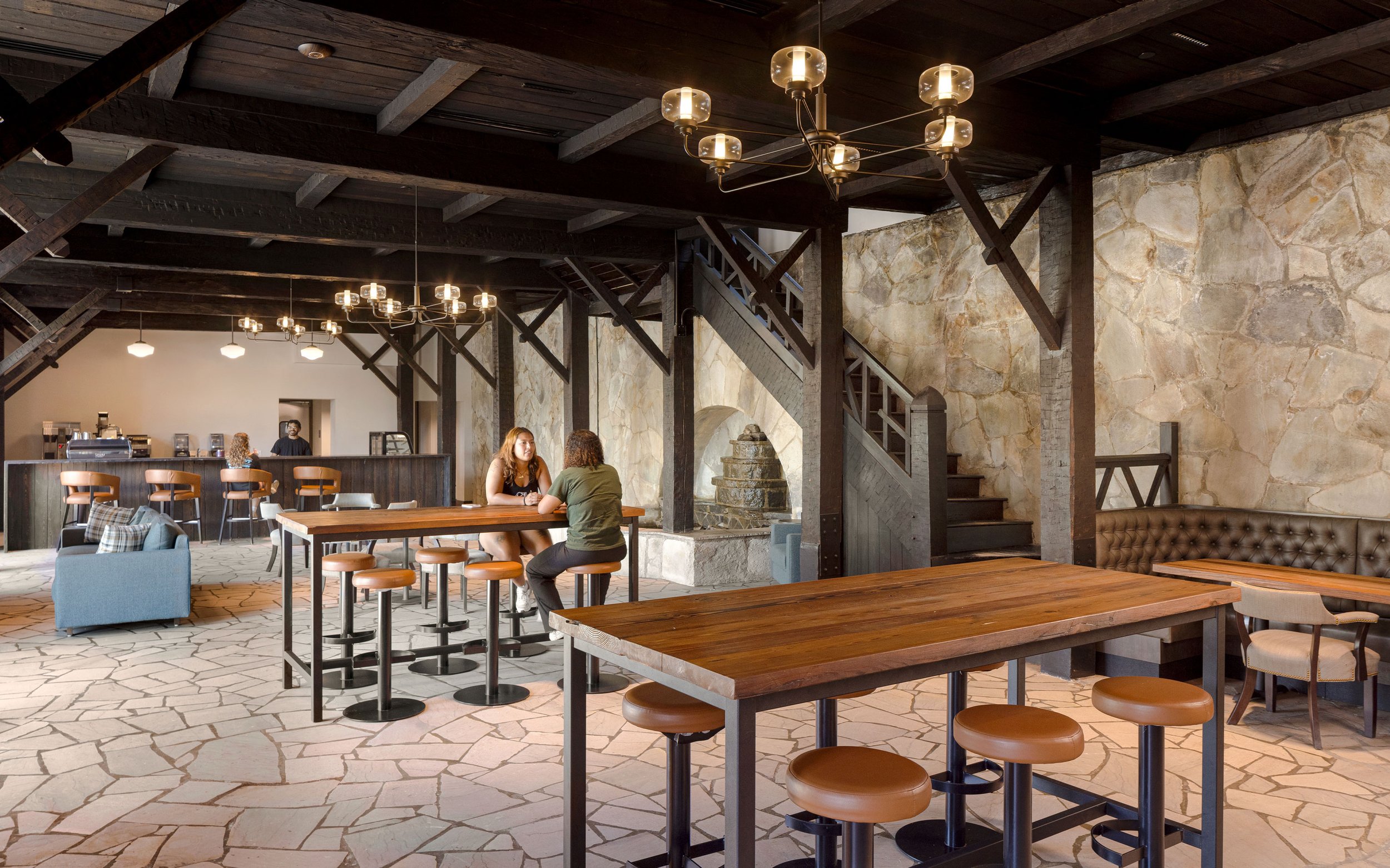 MHM-Architects-Lees-McRae-Commons8.jpg