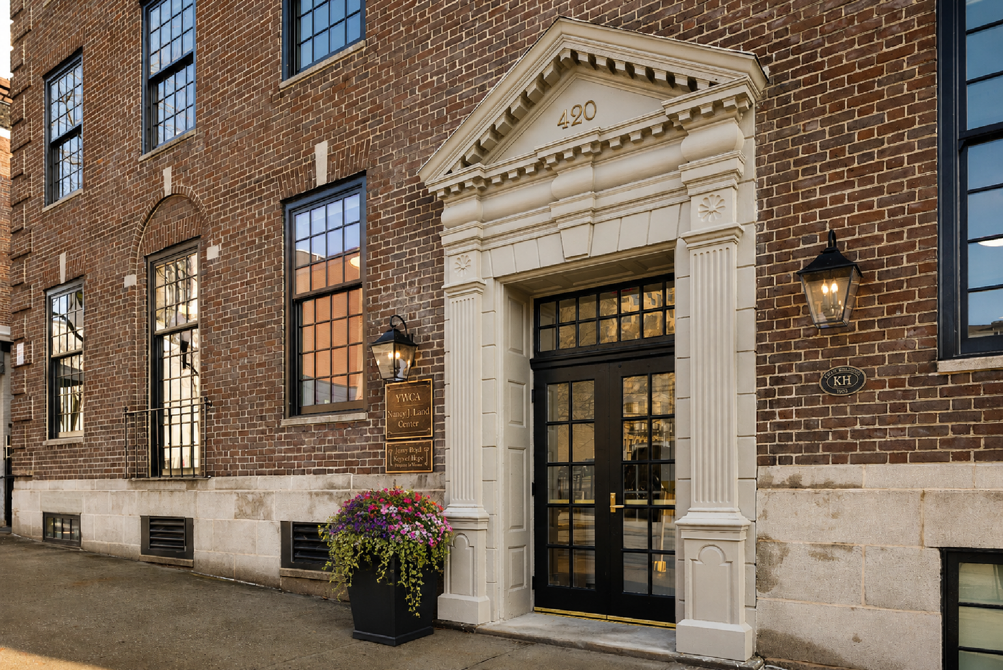MHM-YWCA-Knoxville-Exterior2.png