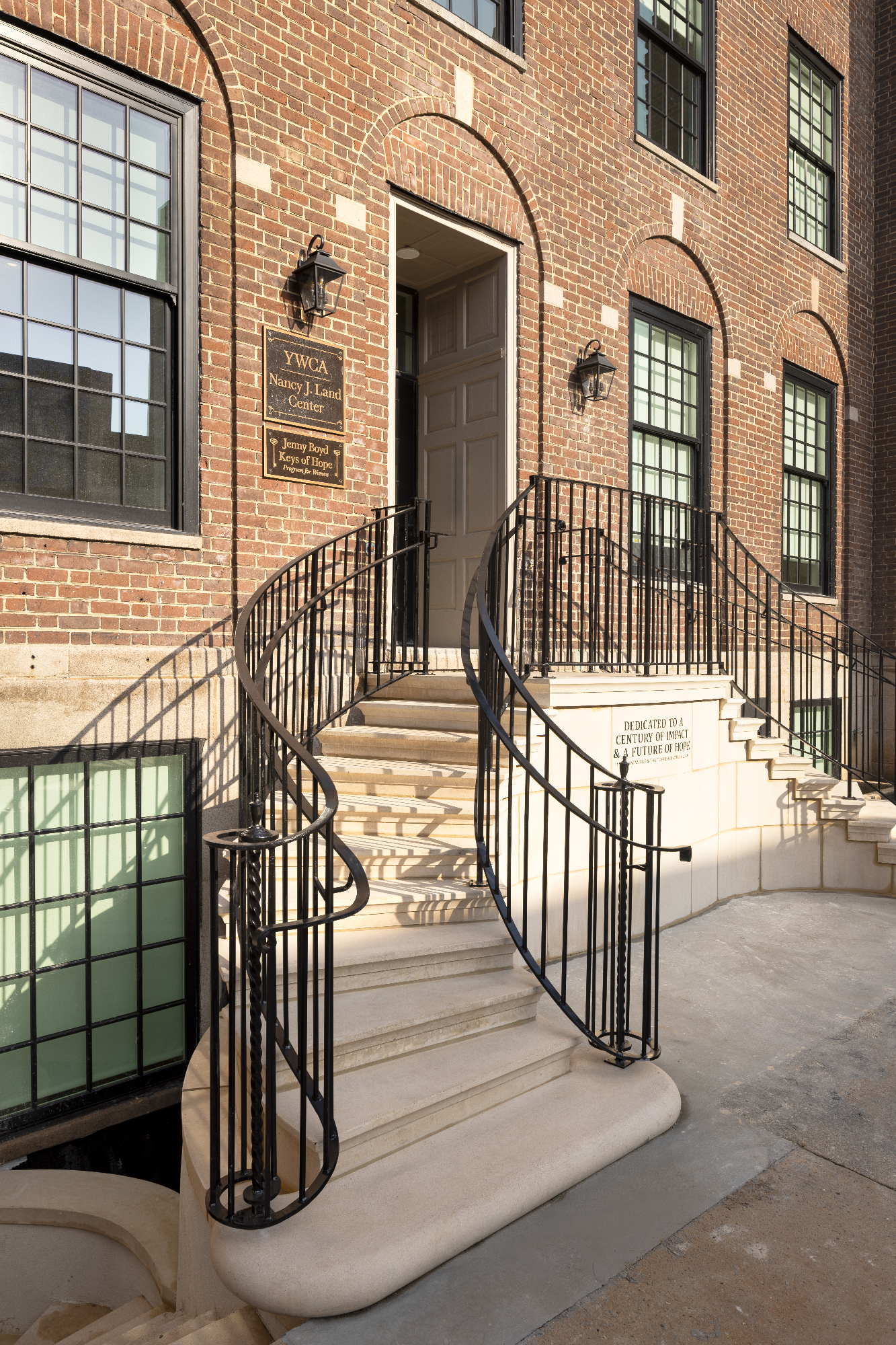 MHM-YWCA-Knoxville-Exterior3.png
