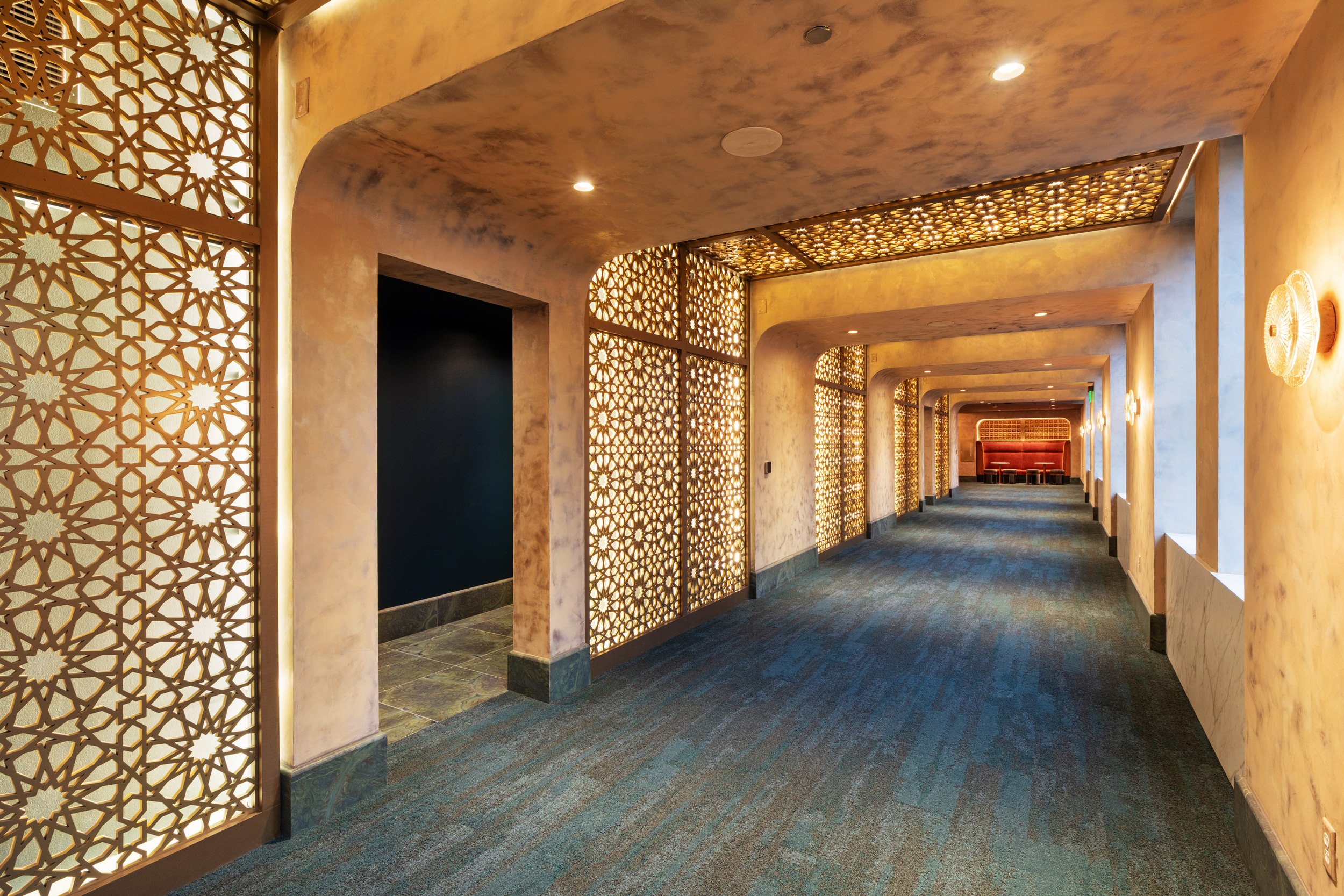 Tennessee-Theatre-612-Expansion-MHM-Architects-hALLWAY.jpg
