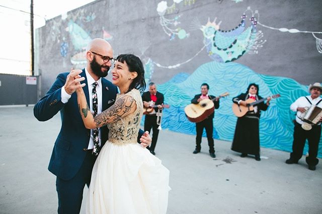 We loved being month-of coordinators for this rockin&rsquo; DIY Chicanx pop punk wedding last year @theuniquespace, which was just featured in @apracticalwedding! 📸 by @lindaabbott.la. Link in bio.