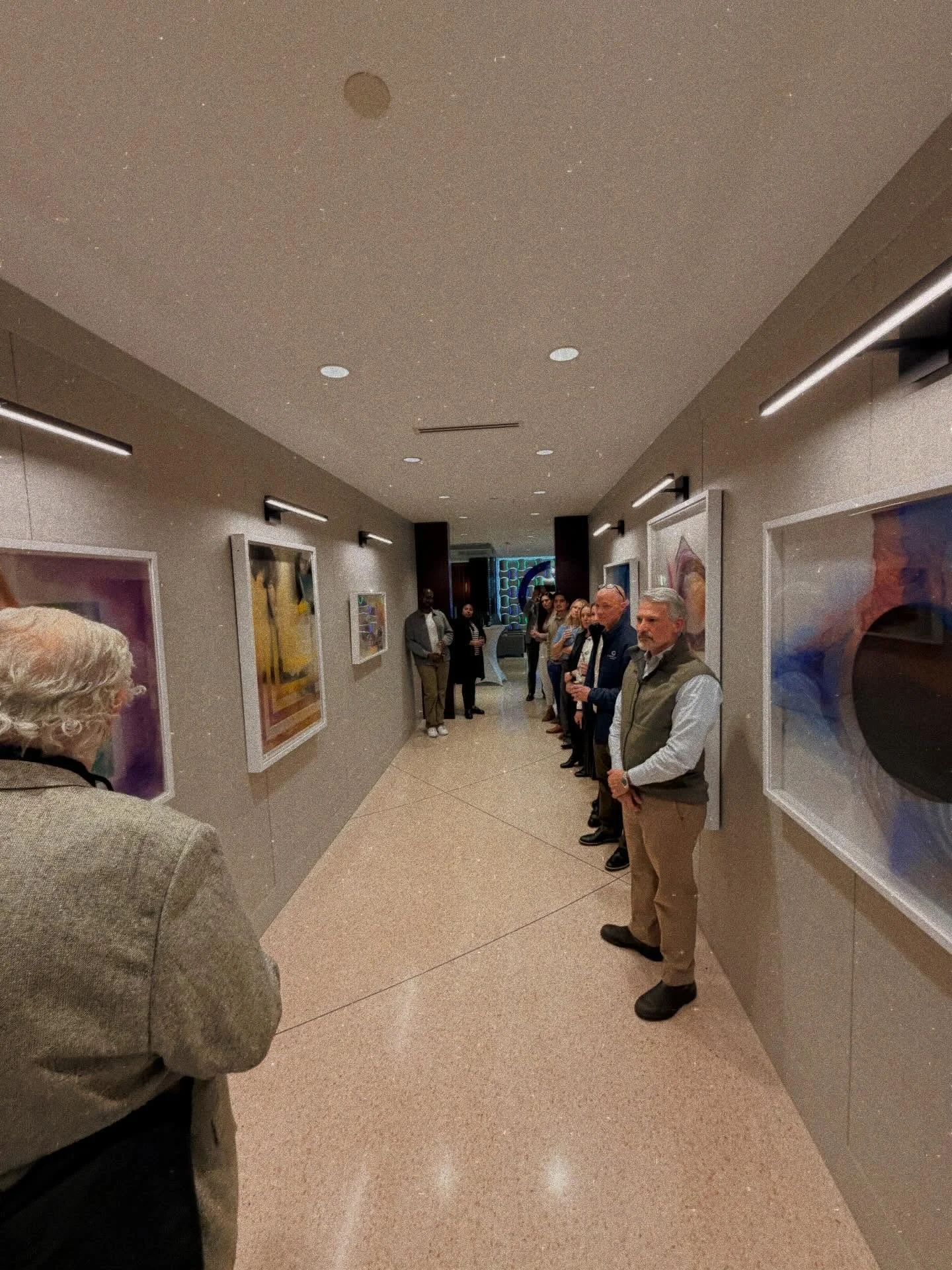 Giving a talk at @cortlandliving @cortland_design with Elliston Roshi @taiunmelliston about the art of Zen for the curation of 8 works for their executive suite 🎨📈🙏