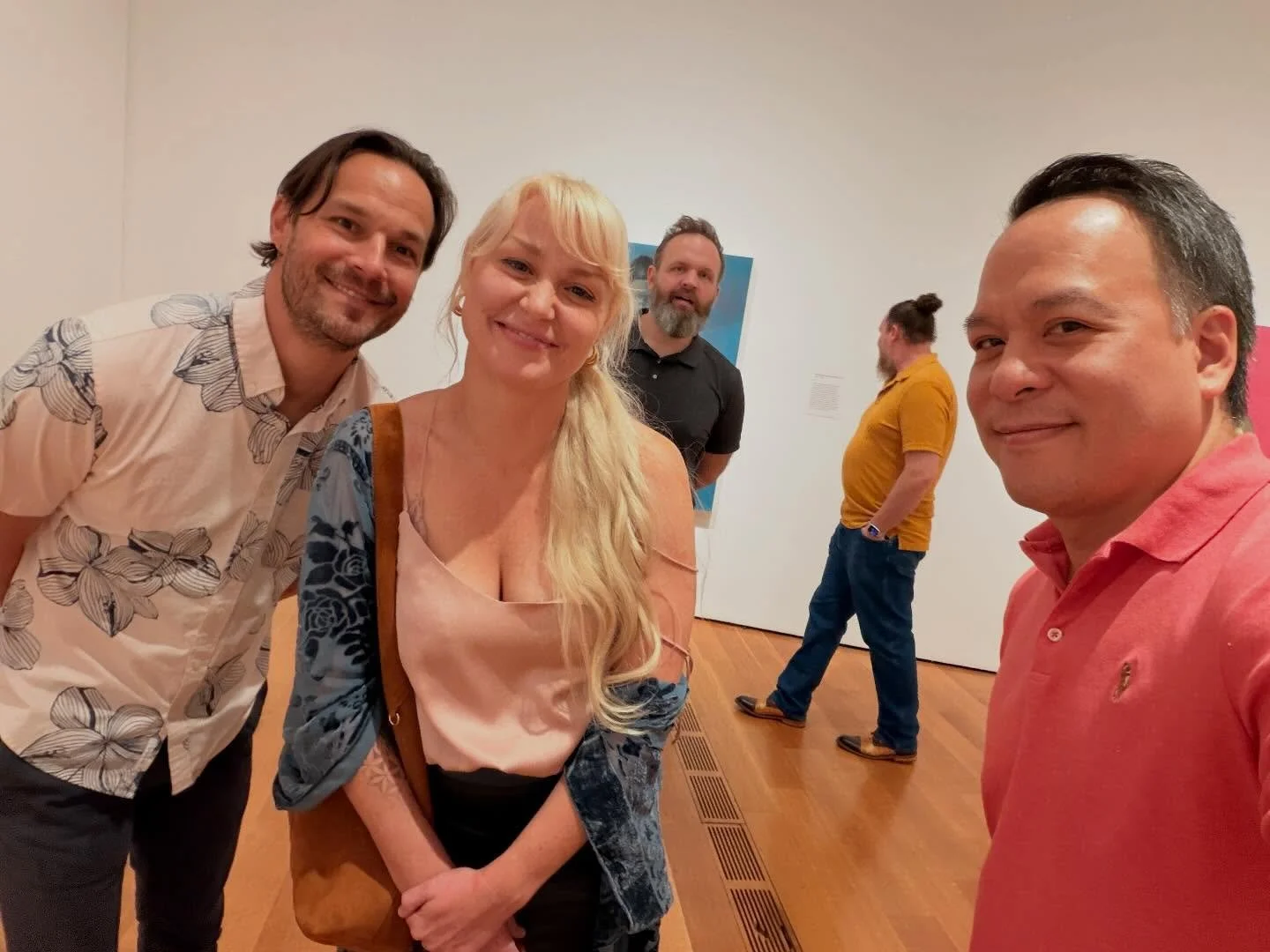 A #vip visit to the incredible @asherald exhibition at @highmuseumofart with the #artband 🎨🫶🎸