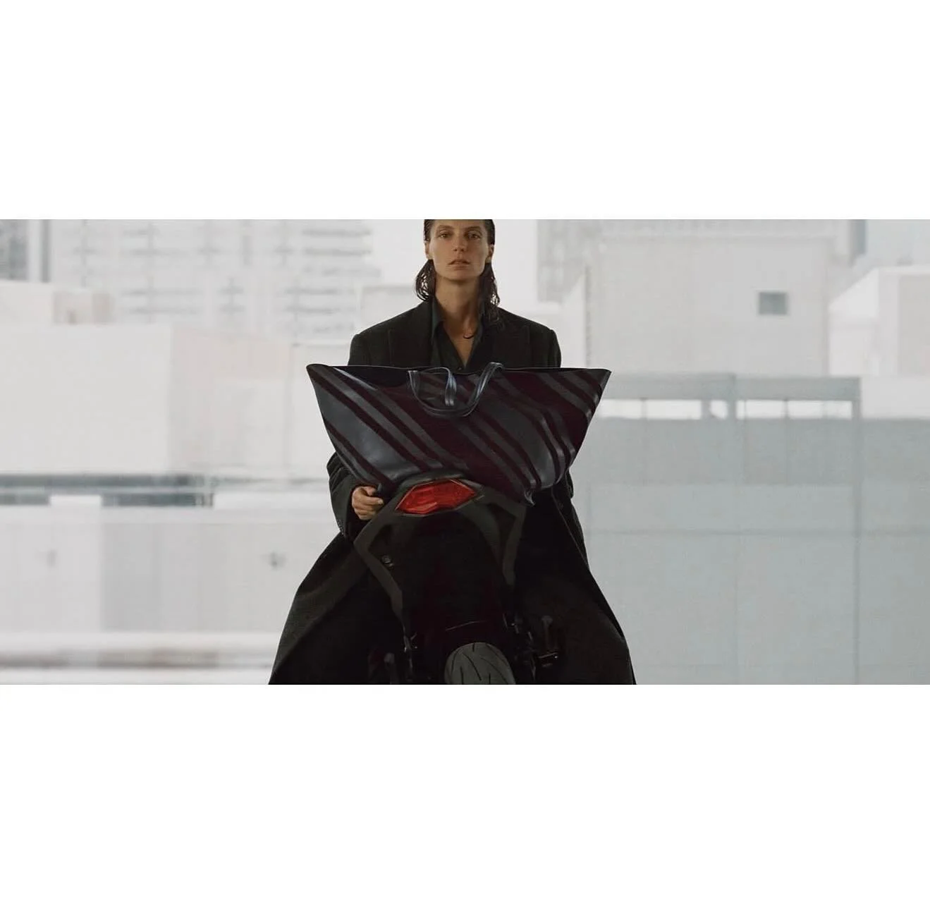 Talia Chetrit shoots Phoebe Philo - Digital Capture and Lighting Grip provided. 🐈&zwj;⬛