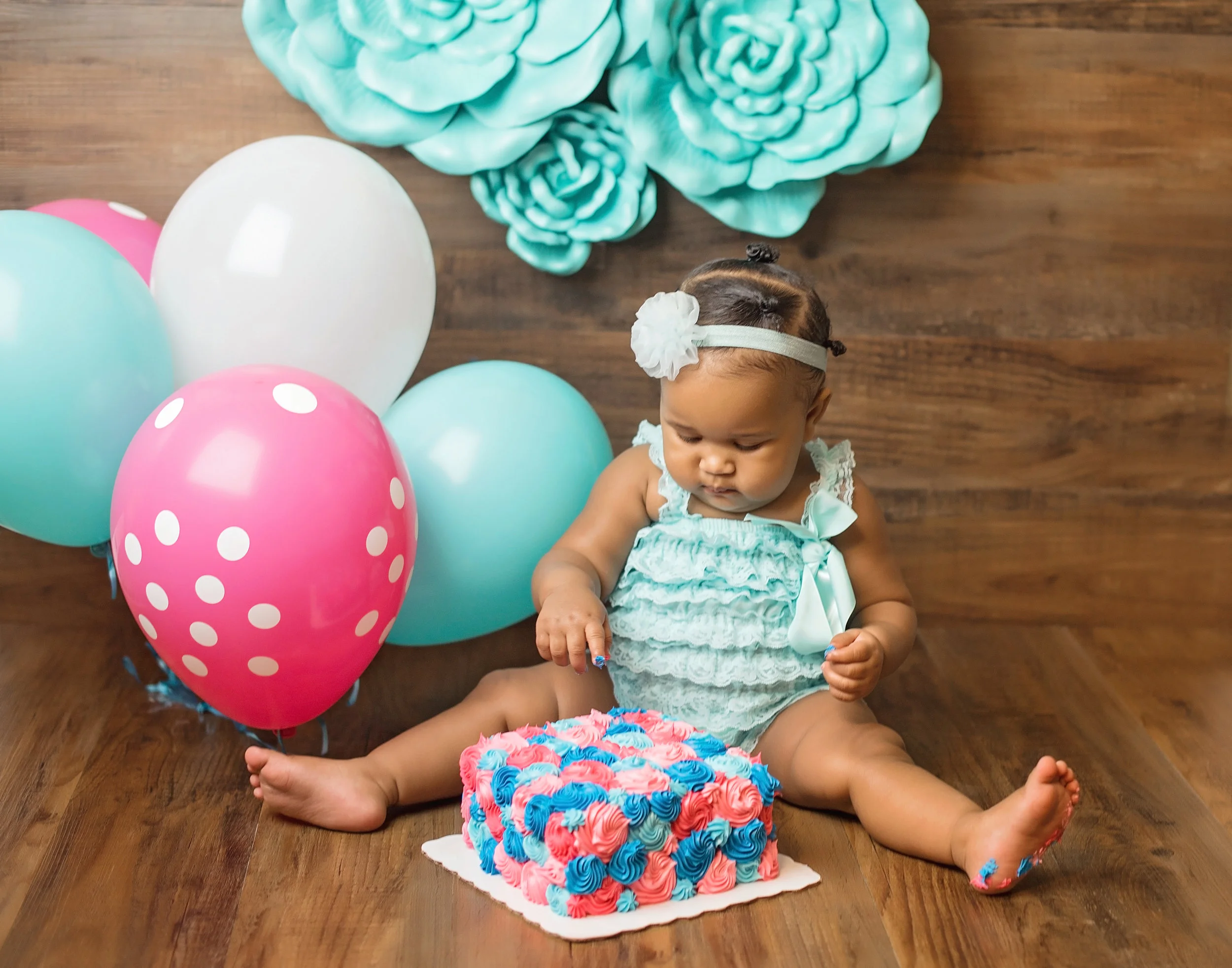 summerfield-photographer-of-family-baby-child-cake-smash-first-birthday