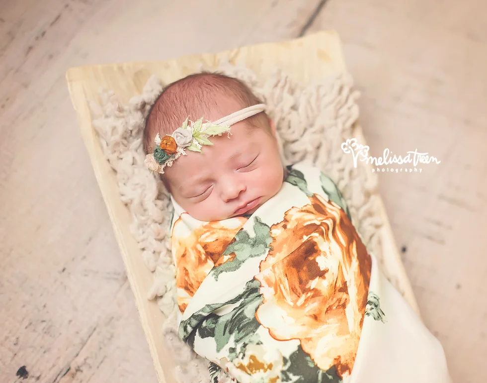 floral-newborn-photos-greensboro-photographer-baby-maternity-photography-kernersville