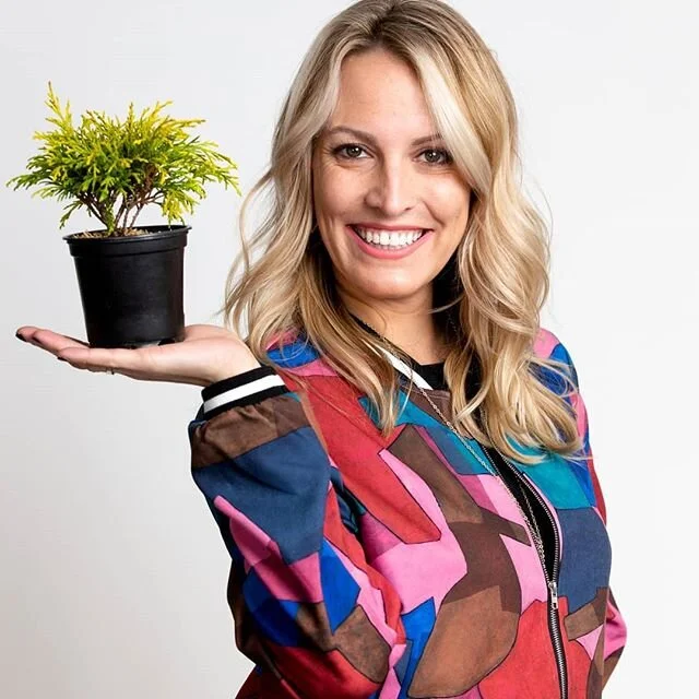 Who said headshots need to be boring?? Shoutout to @katieg0143 for being my stylist/model/tourguide last week! .
.
.
.
#photo #canon #headshots #photoshop #photography #paulcbuff #studiophotography