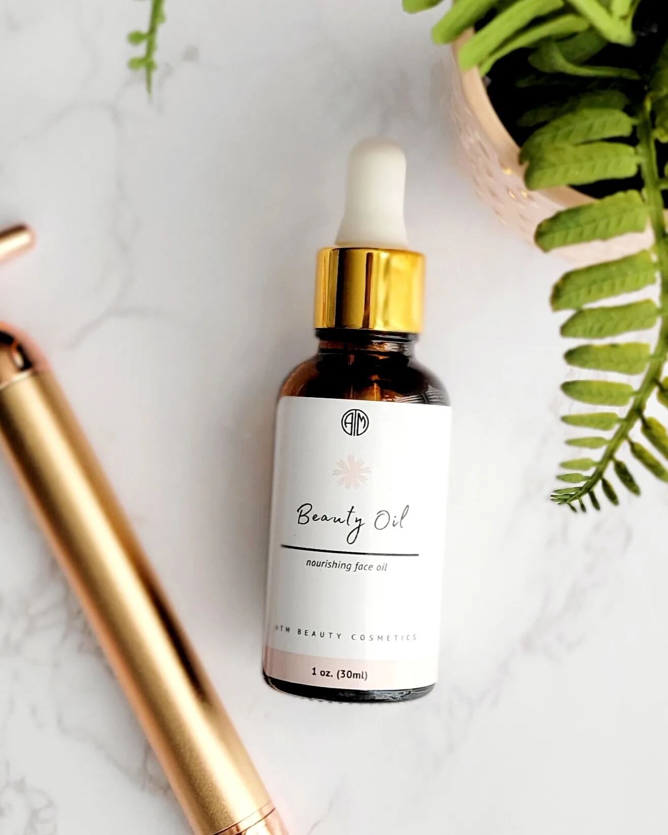 ✨️Wrap your skin in luxury with this nourishing face oil.

 🍃A beautiful mixture of cold-pressed organic oils to enhance and moisturize your skin.

☀️🌙Just a few drops in the morning and night will keep you glowing.

🏃🏽&zwj;♀️Visit atmbeauty.com 