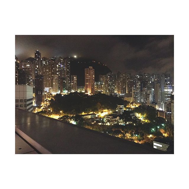 🇭🇰 views from @davidzwirner #artbaselhongkong cocktail at @themurrayhk