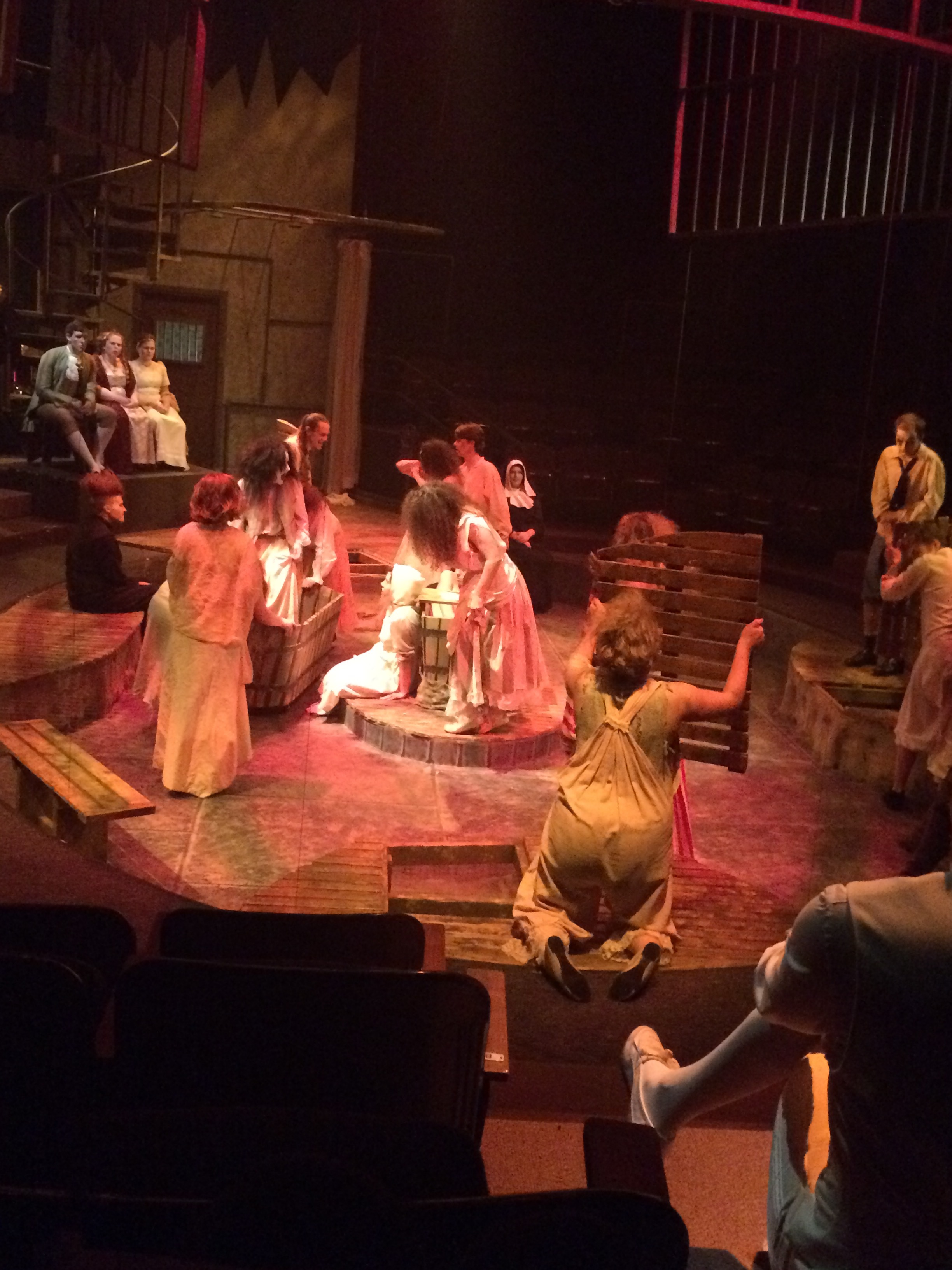  An actress uses a removable platform piece as a guillotine 