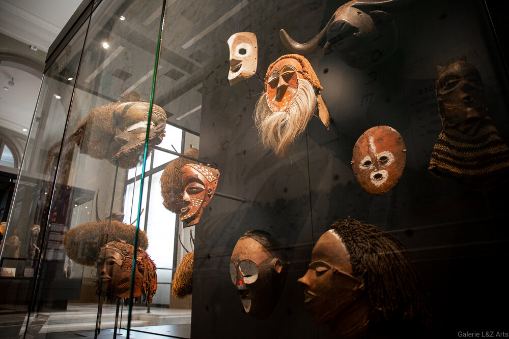 Masques d'art tribal du Congo