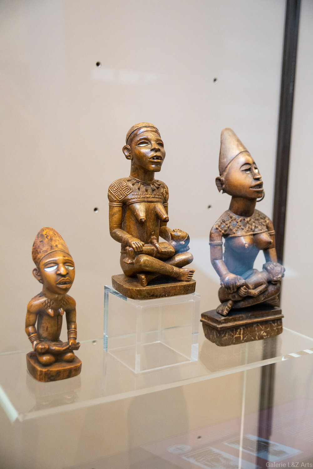 Statues africaines de maternités Pfemba Kongo Yombe