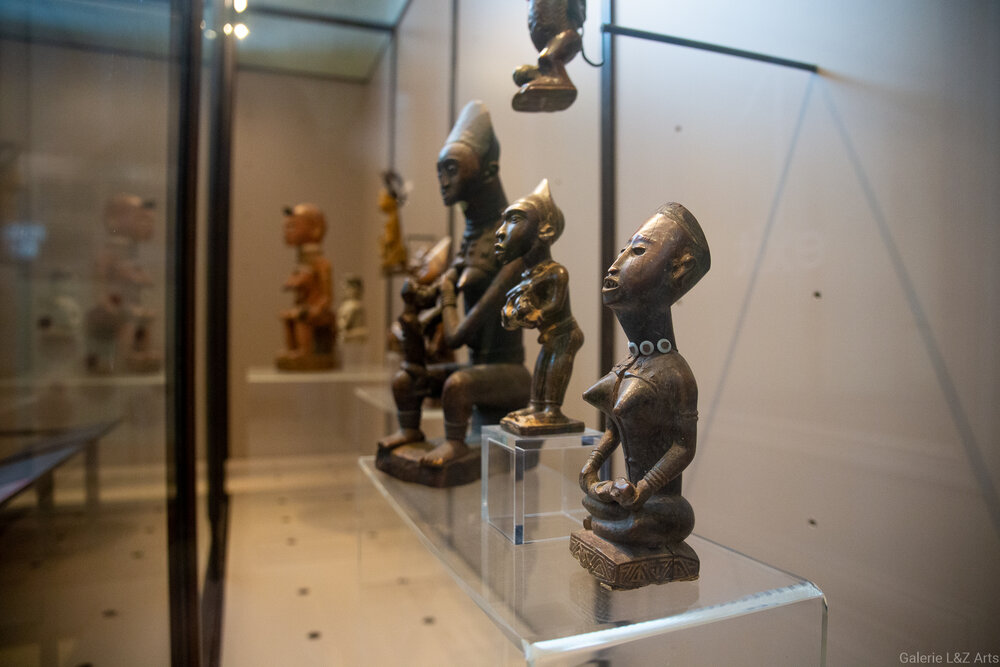 Statues africaines Kongo Yombe MRAC