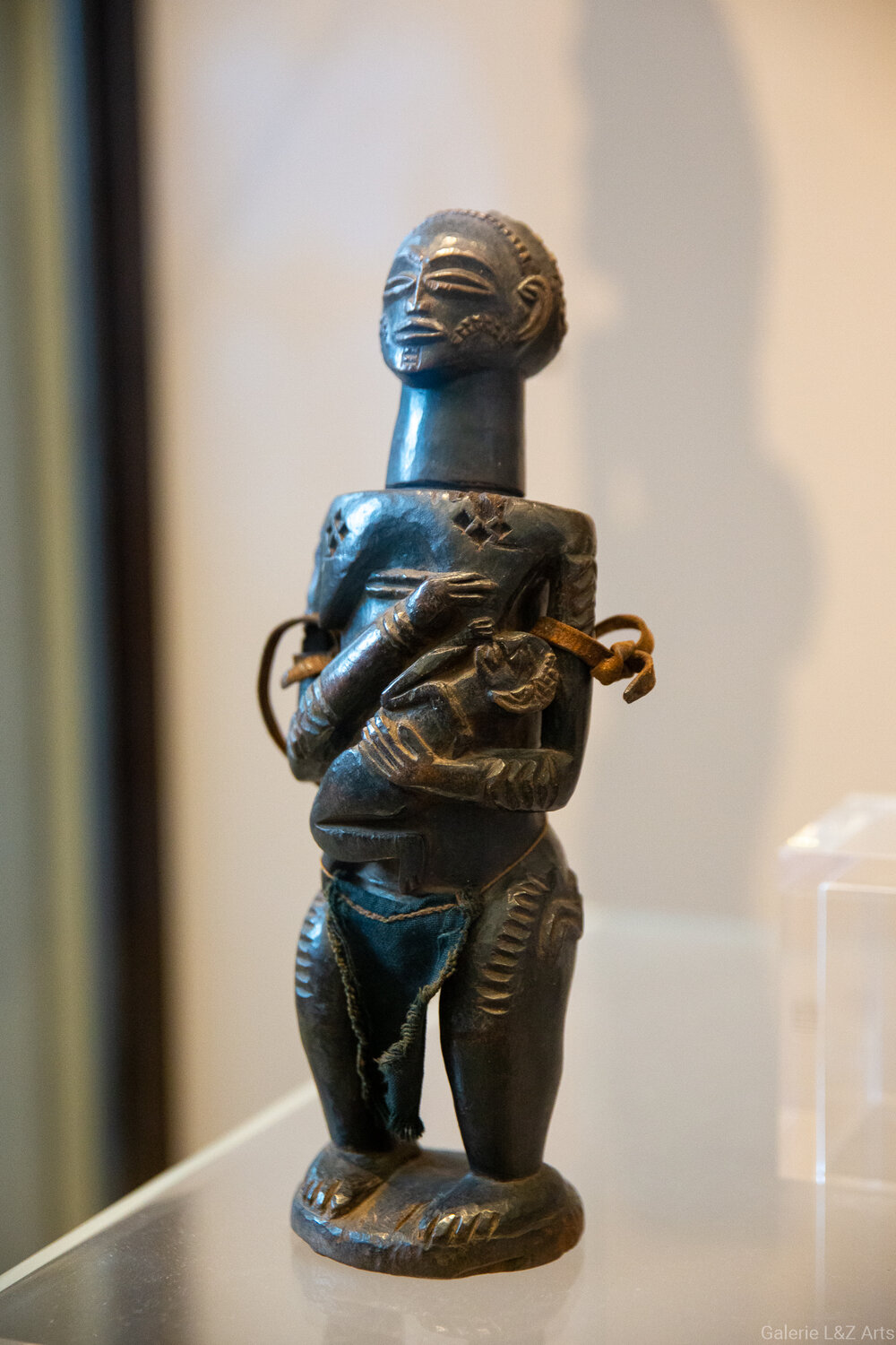 Mortier en forme de statue de maternité africaine