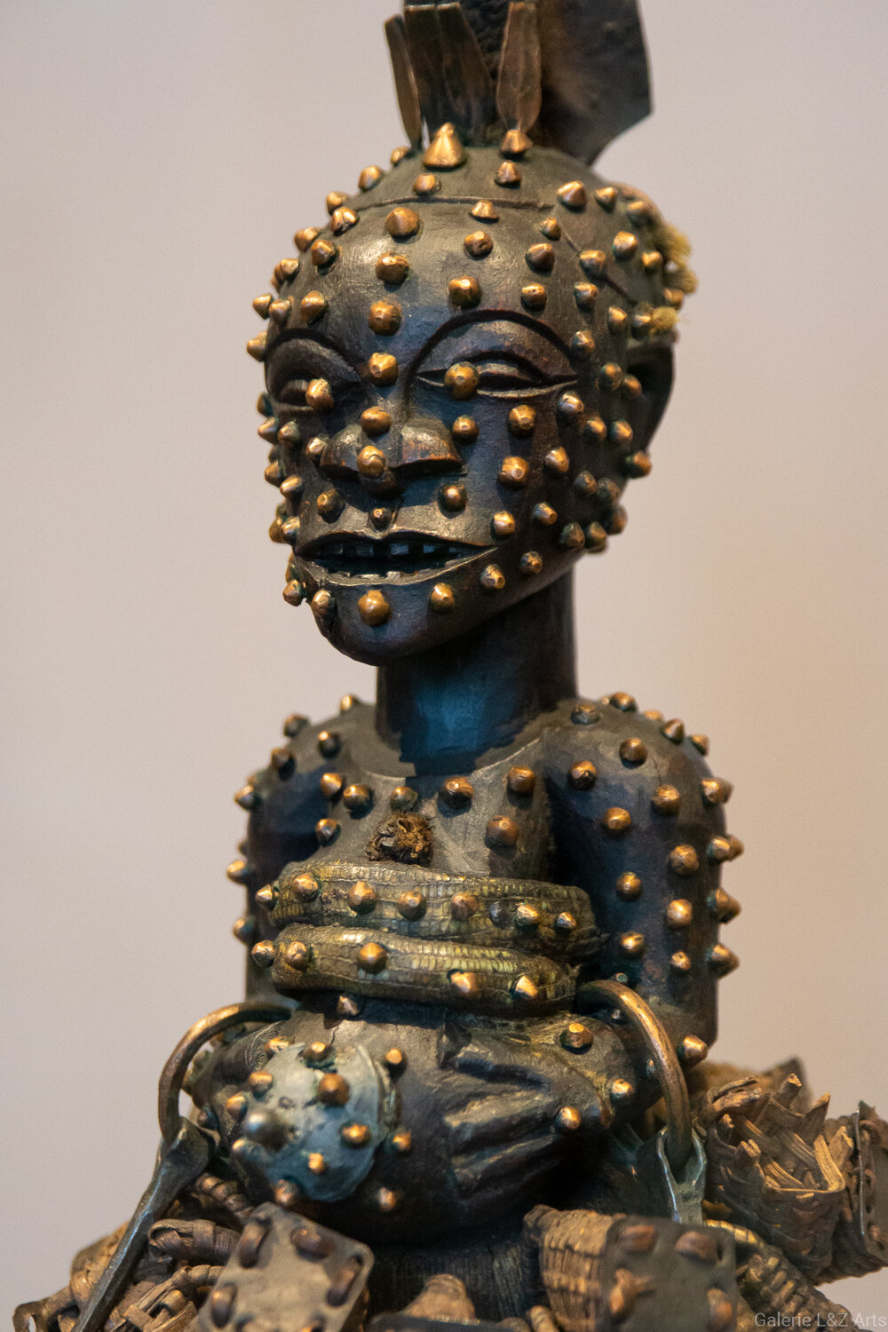 Statue africaine objet de force Songye Nkishi