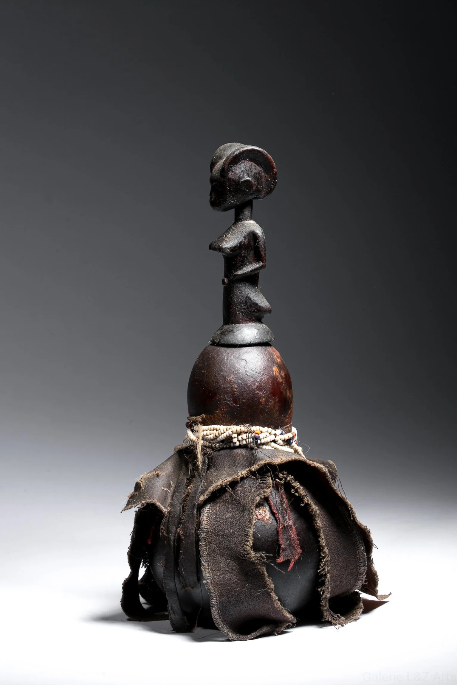 calebasse-medicinale-zaramo-kwere-tanzanie-art-africain-3.jpg