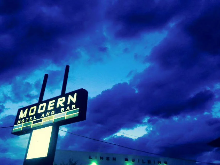 CTY-Studio-Modern-Hotel-sign.jpg