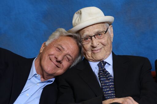  Dustin Hoffman and Norman Lear