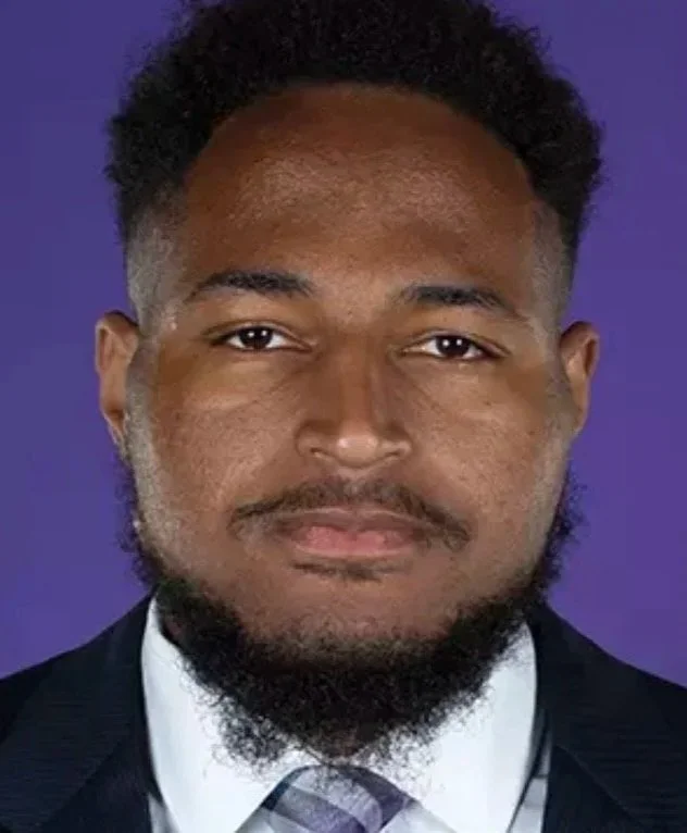 Hussayn+Headshot.jpg