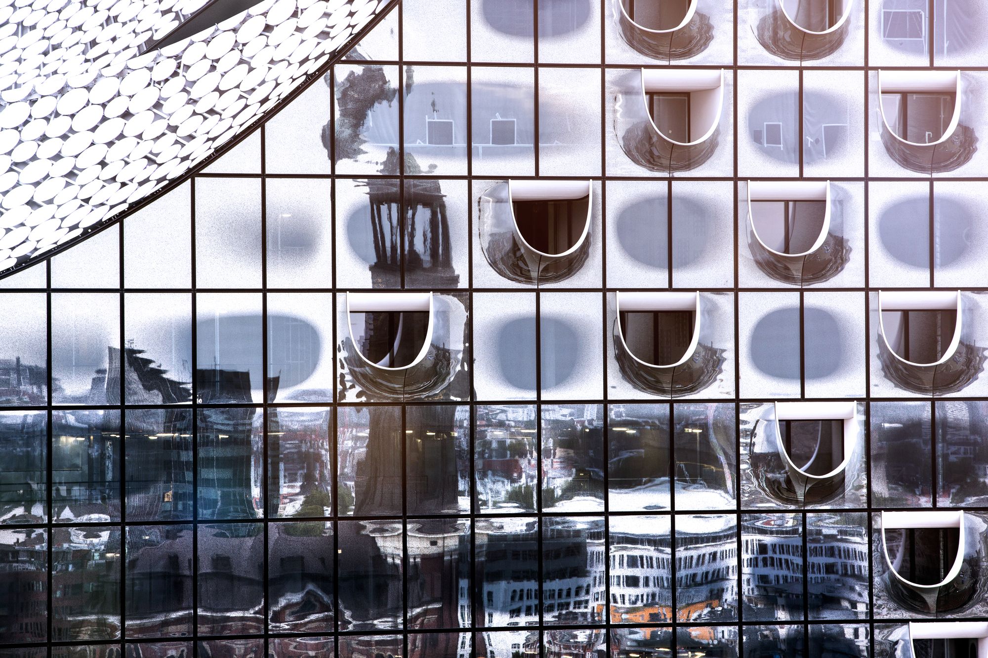 Herzog-de-Meuron-.-Elbphilharmonie-.-Hamburg-3.jpg
