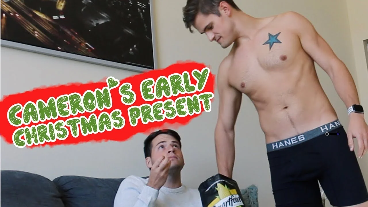 CAMERON'S EARLY CHRISTMAS PRESENT | VLOGMAS 2018 DAY 2