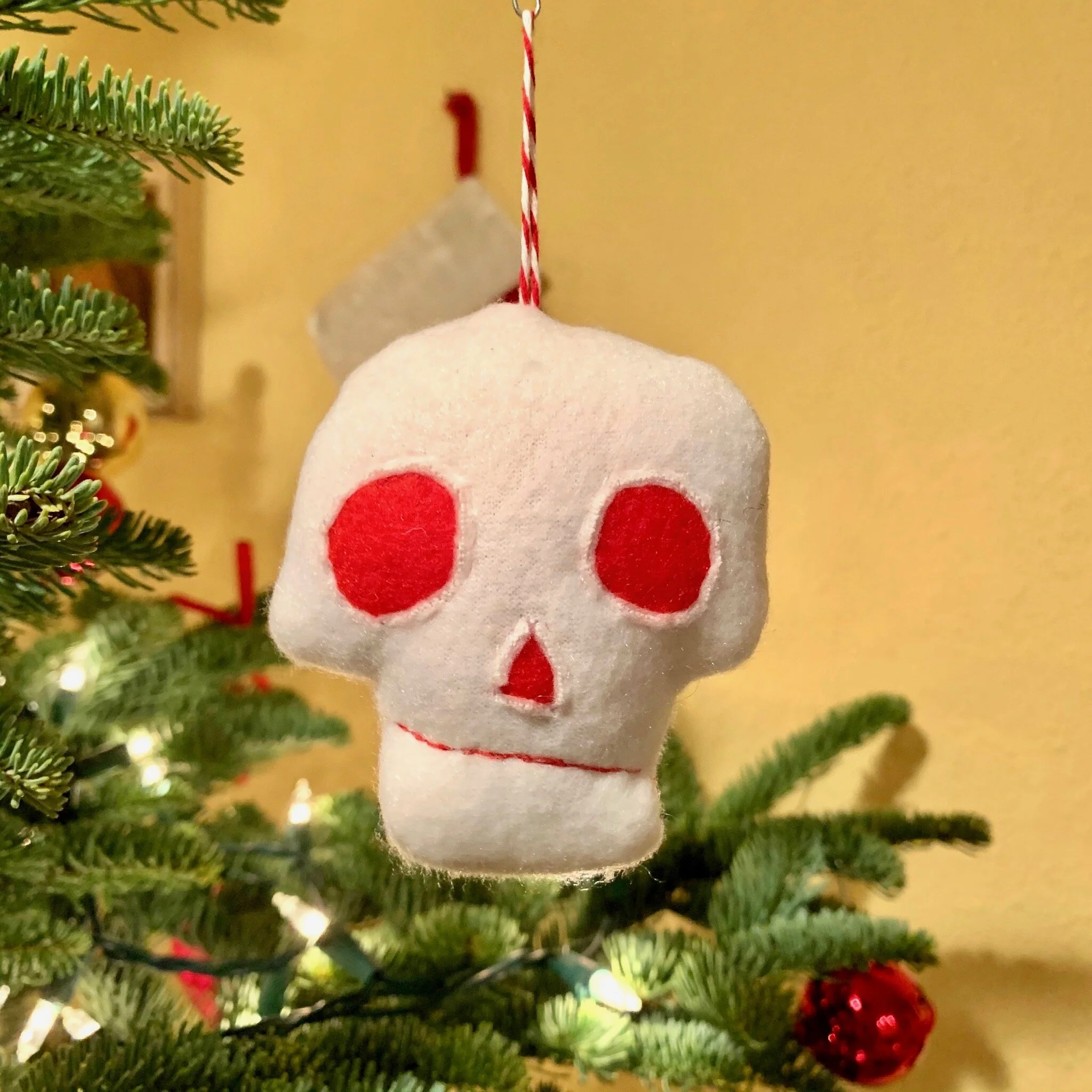 Skull Ornament