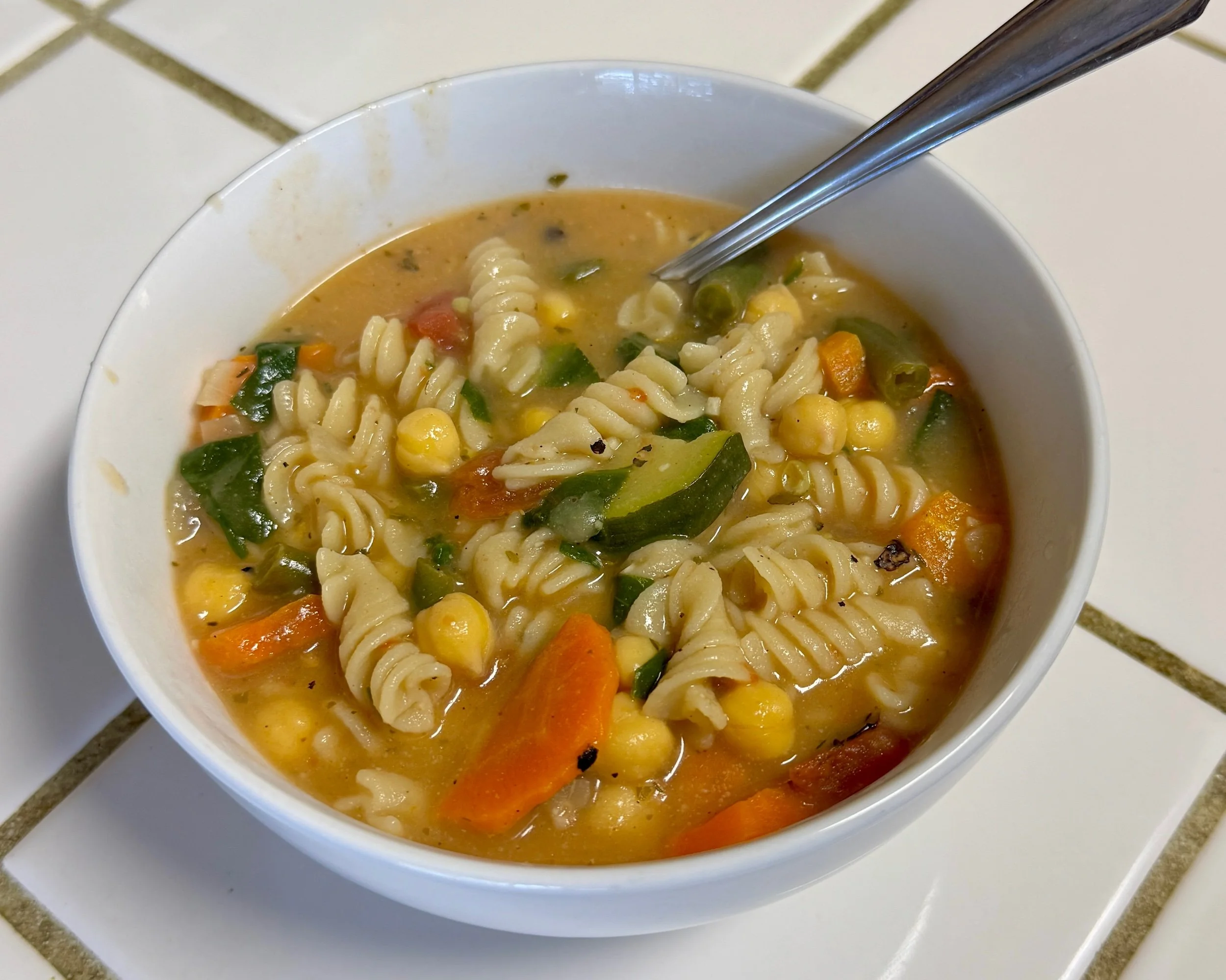 1-Pot Vegan Minestrone (With Gluten-Free Option)