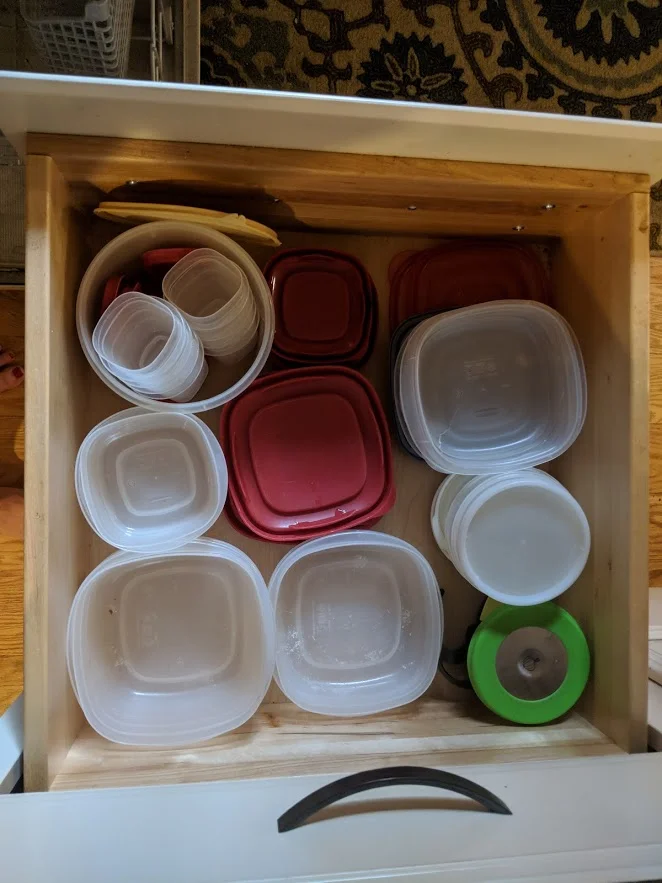 Photo: This September, I organized my Tupperware drawer. It was so satisfying!