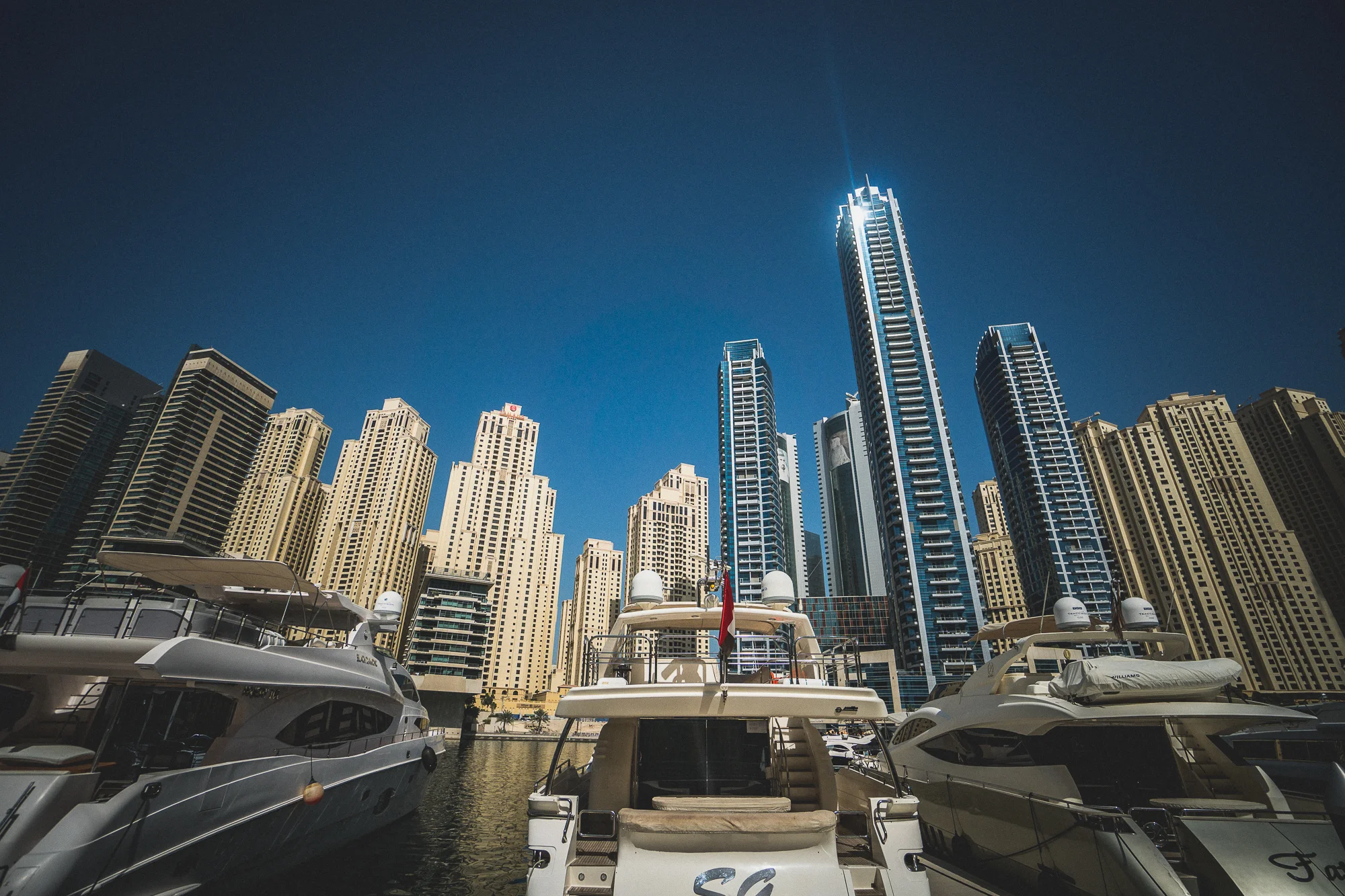 Dubai Day 1B-8.jpg