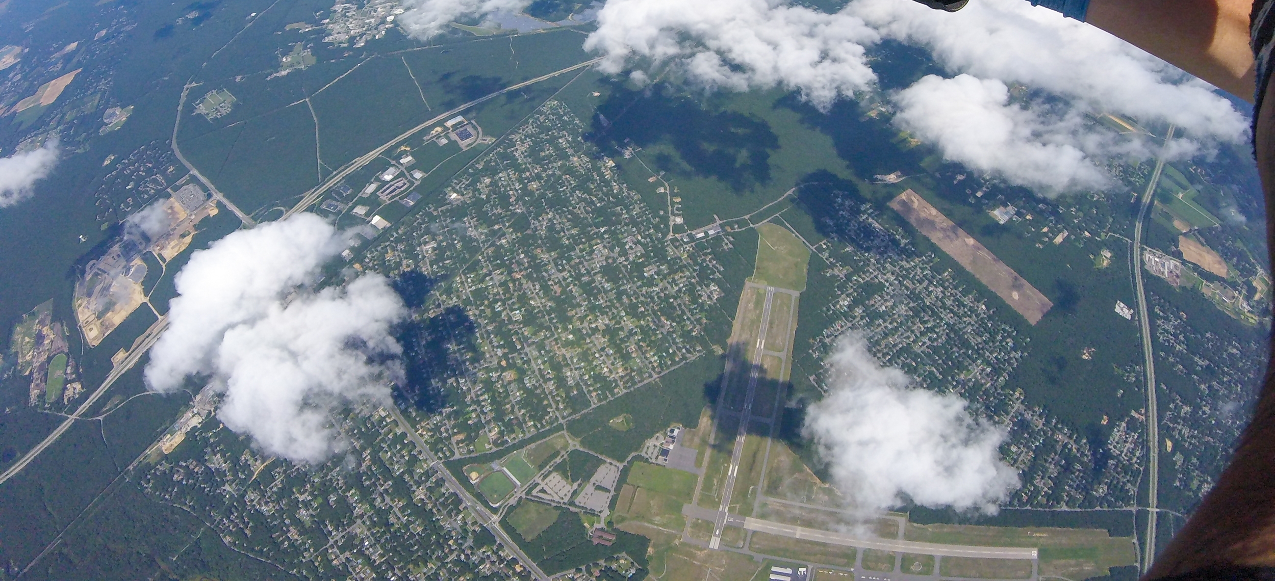 Austin - Skydiving-16.jpg