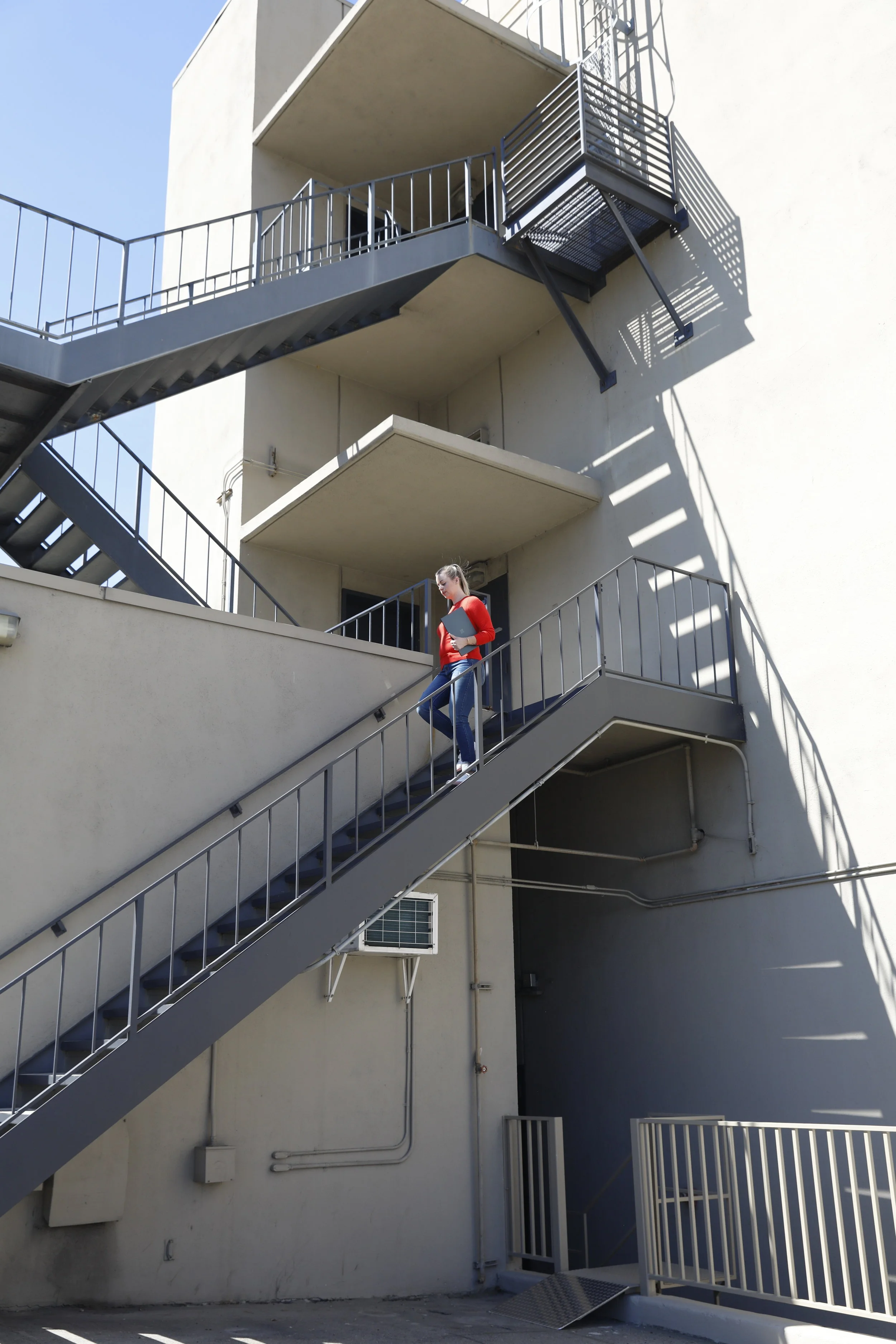 Taylor_Stairs_01_113.JPG