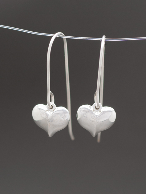 heart dangle earrings.JPG