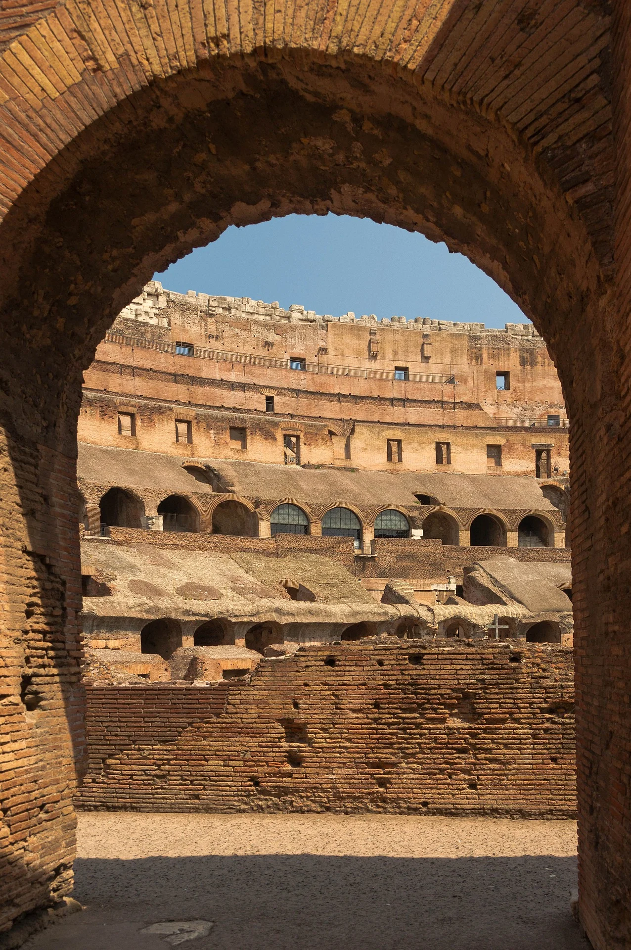 colosseum-883843_1920.jpg