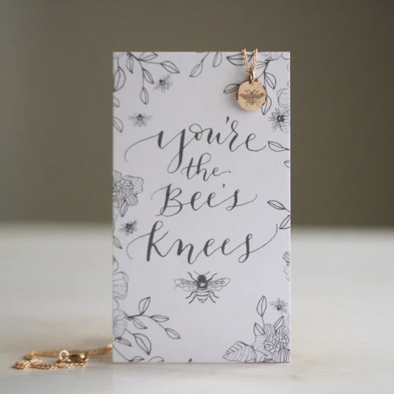 Bees_necklace_2_gift.jpg