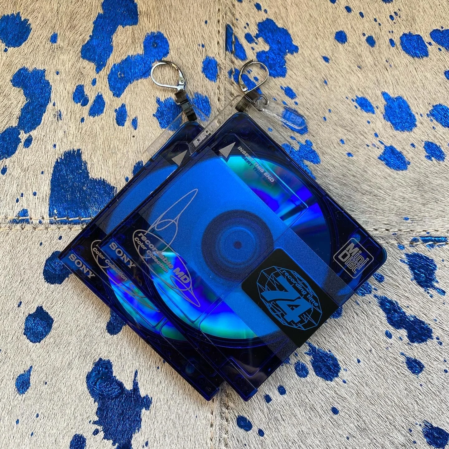 4088DD4E-46E4-4E18-9BF5-516E044E1336