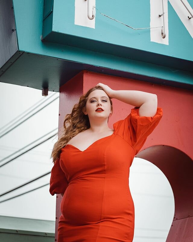 The virus has affected a lot of things but it had zero power over the shoot Emily and I threw together. 
Model / Style / HMUA : @nerdycurvyandthriving