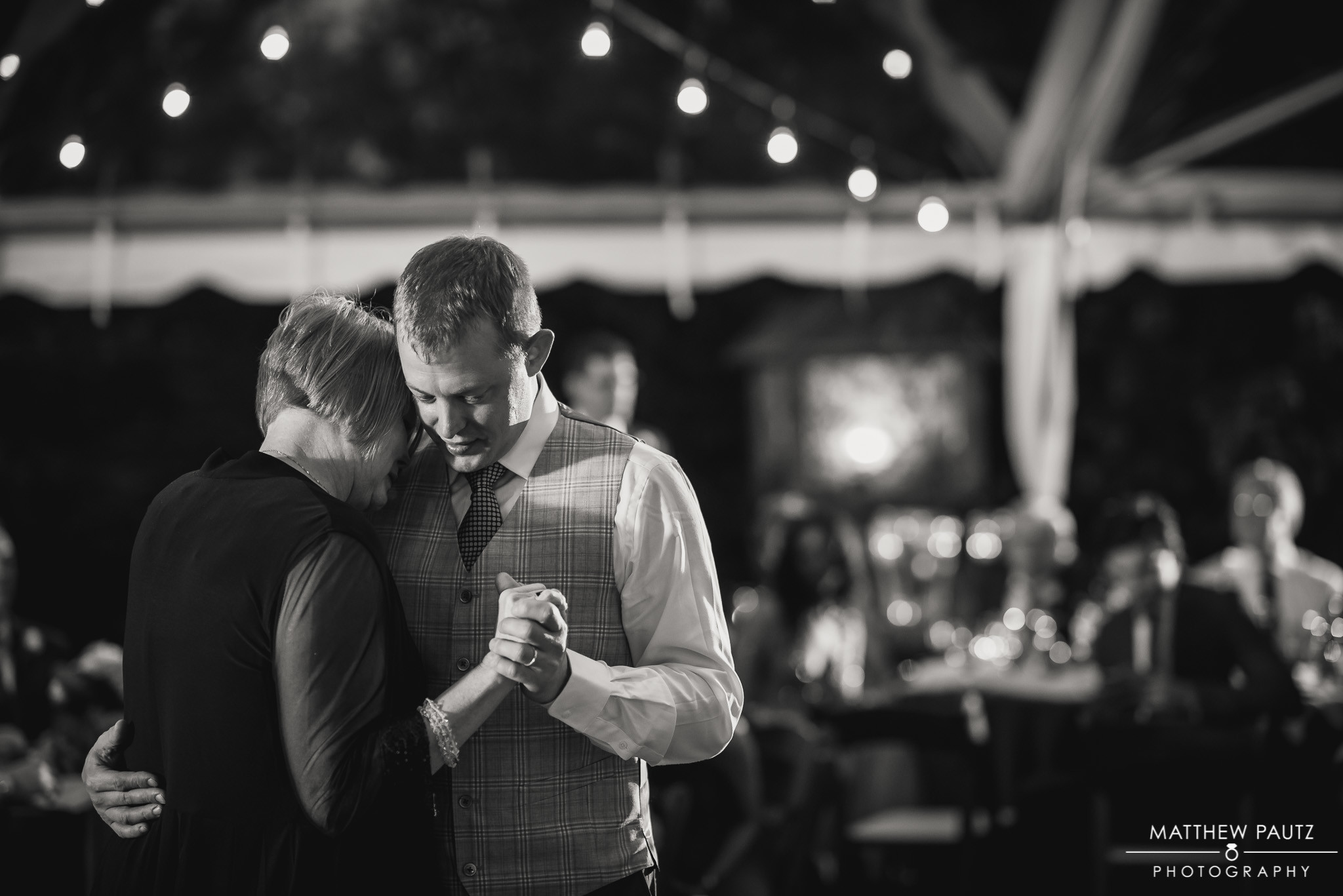 Whitney___Brandon_Wedding_Photos_518_Web_2.jpg