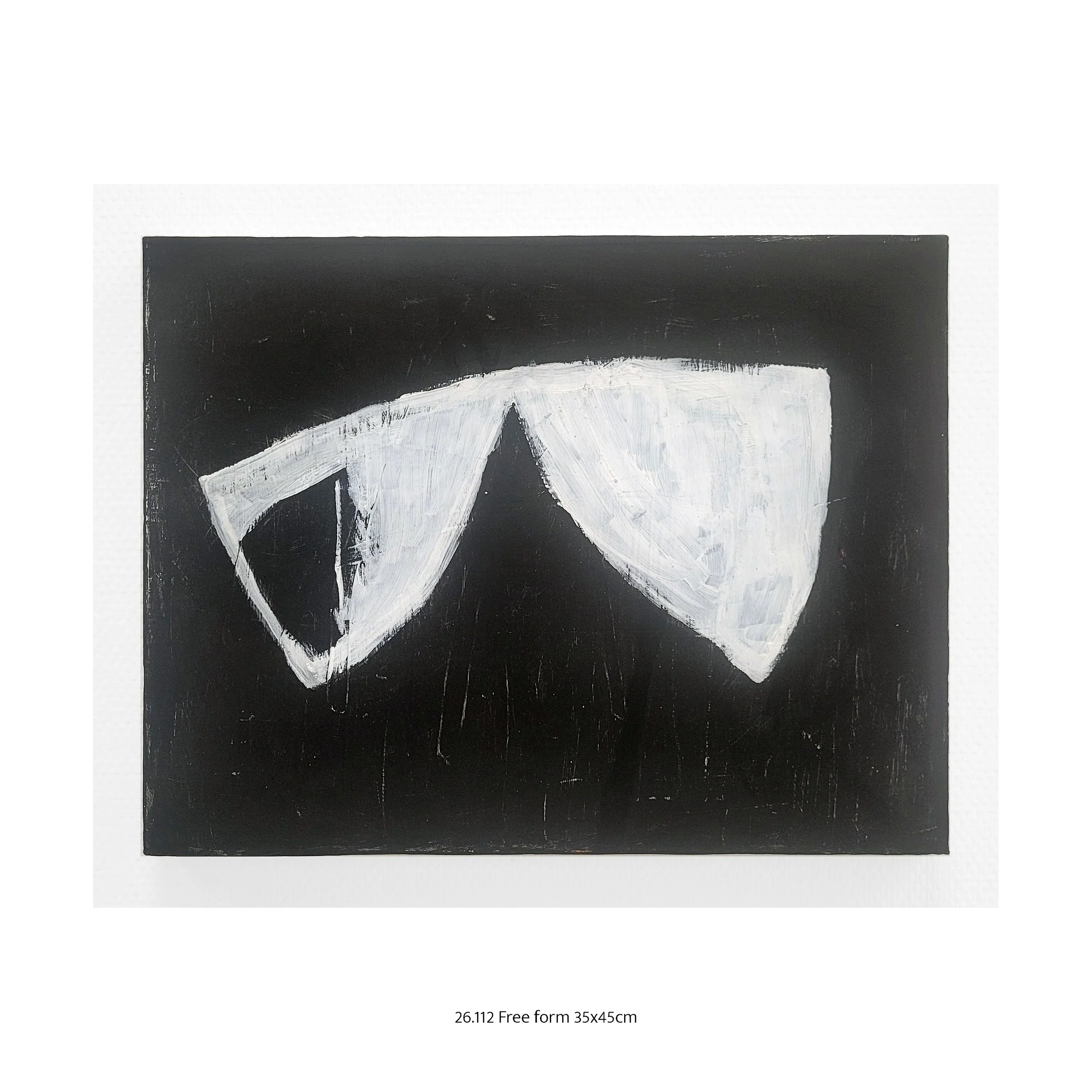 26.112 Free Form 35x45cm.jpg