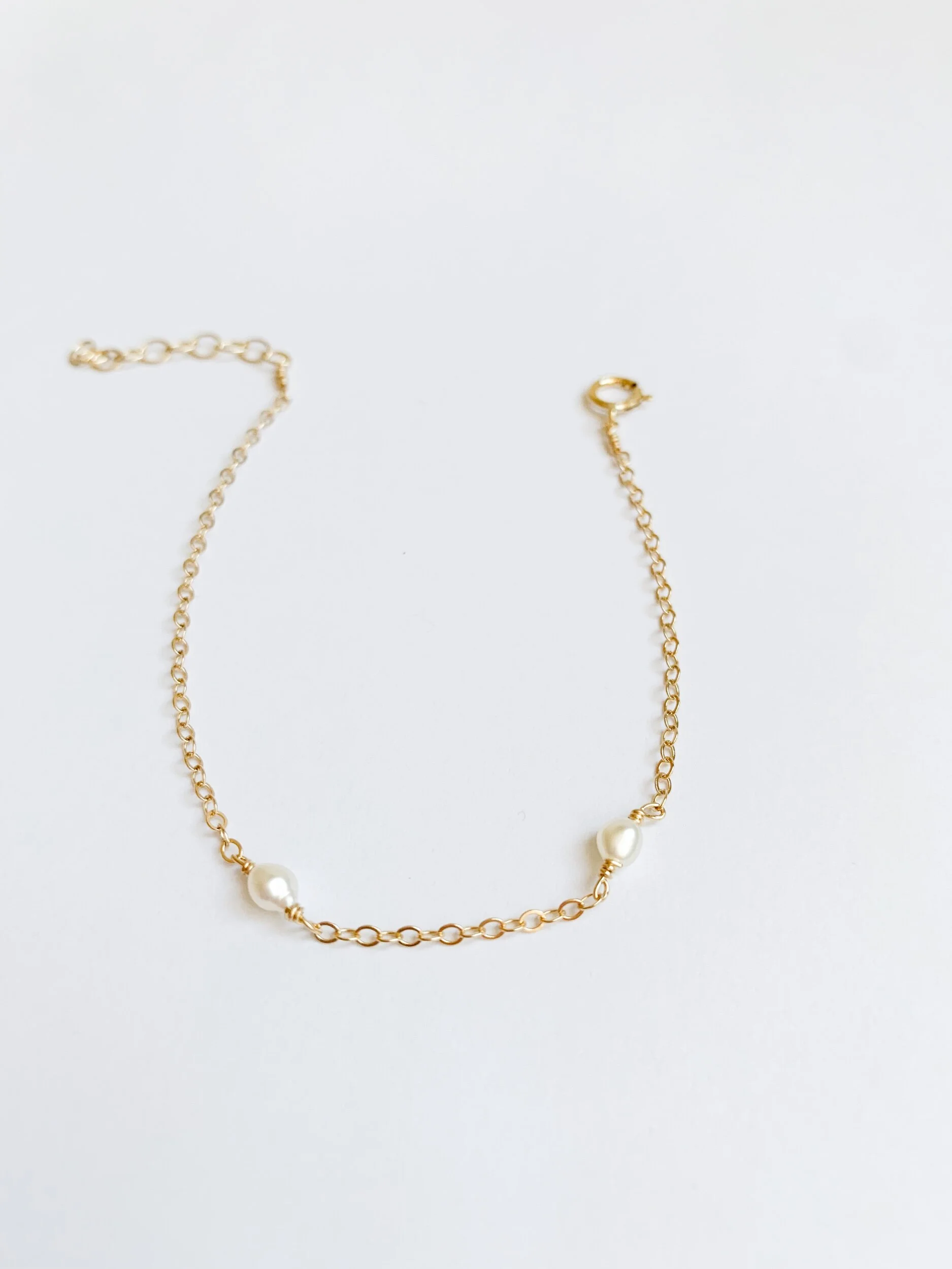 D25B964A-DA05-4416-B175-C7A79C7DD17D