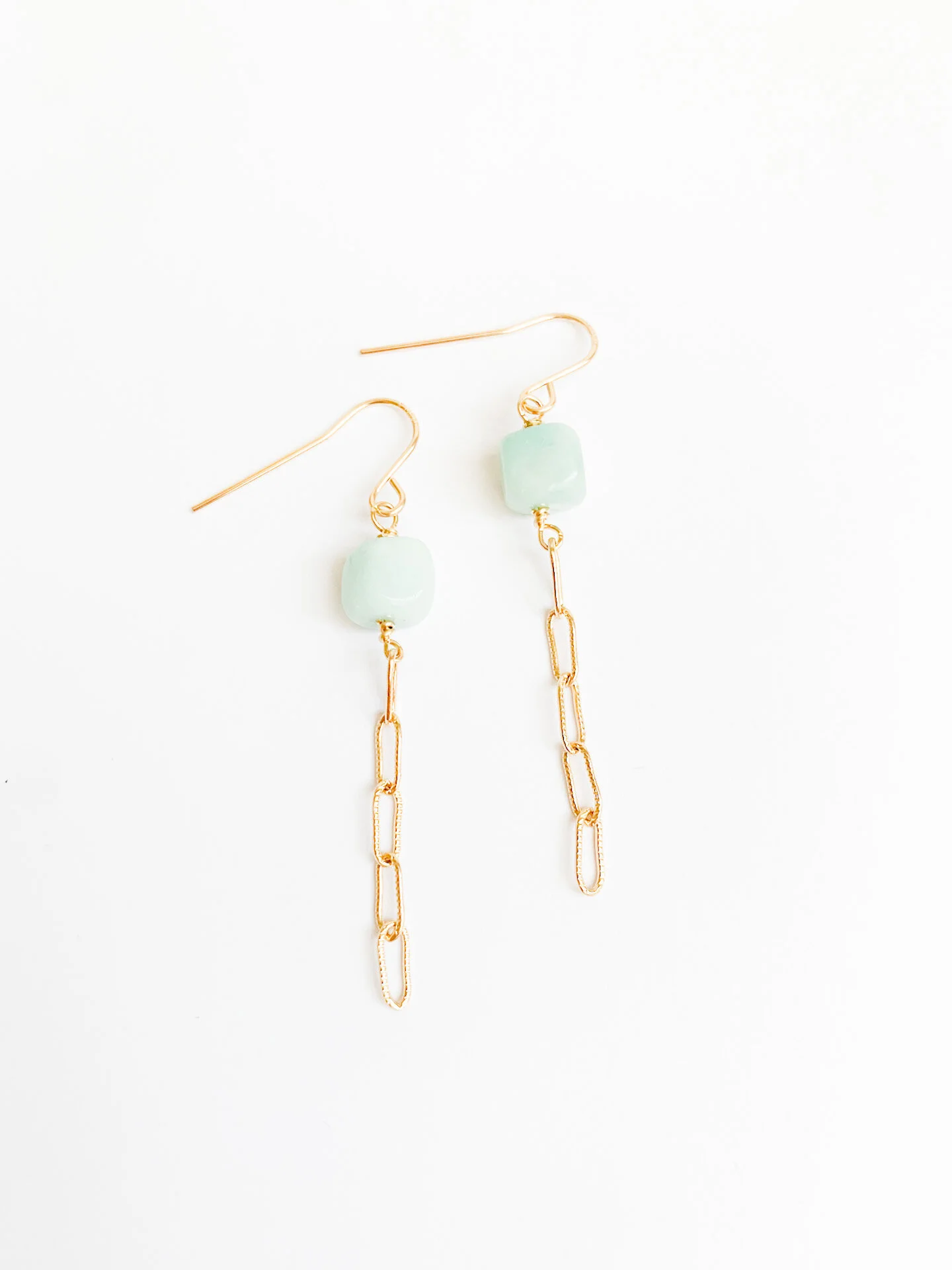 0DA9A271-73D7-4024-9852-B60A75B0665E