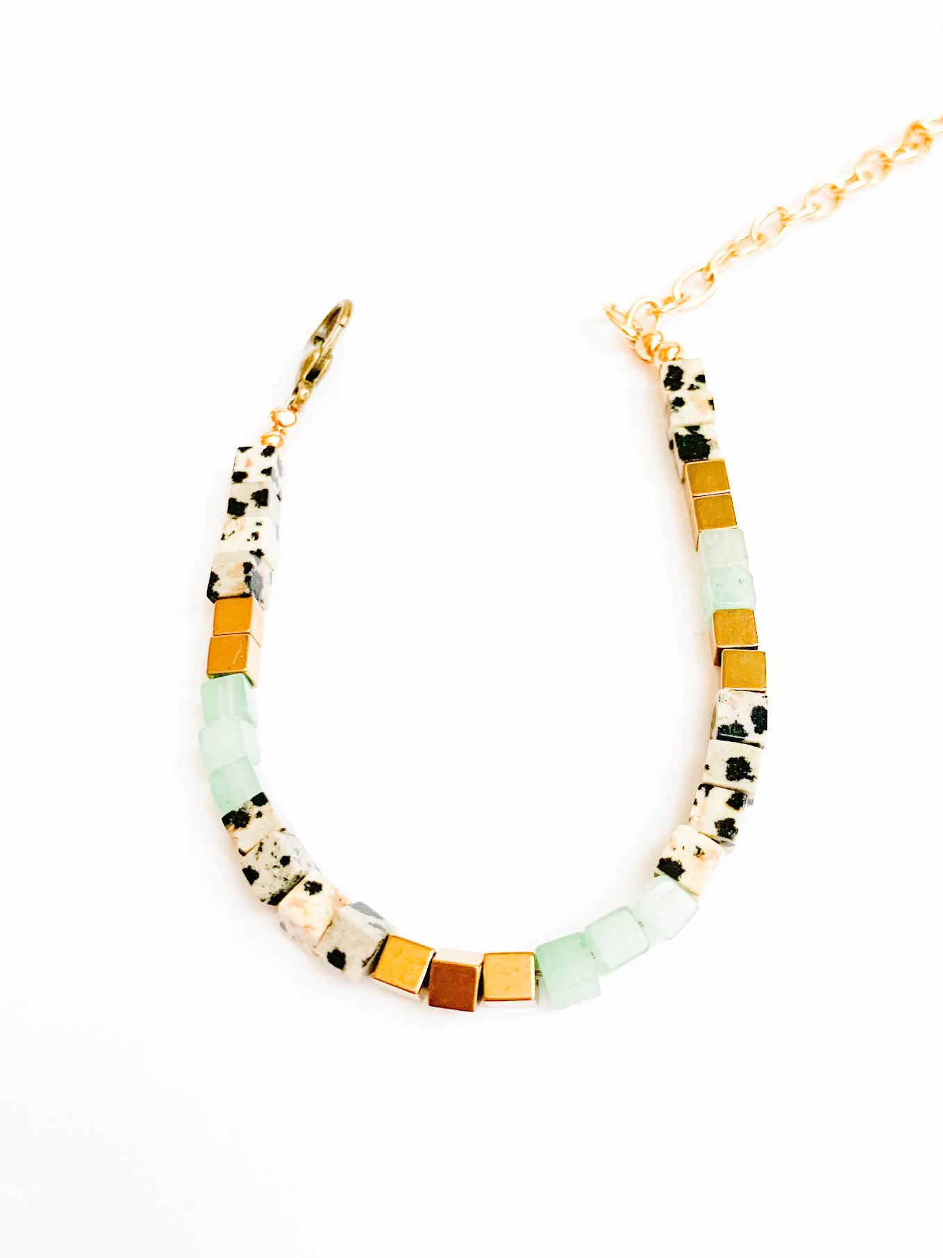 3F4DC6D0-DC84-4840-8477-AA820242FD99