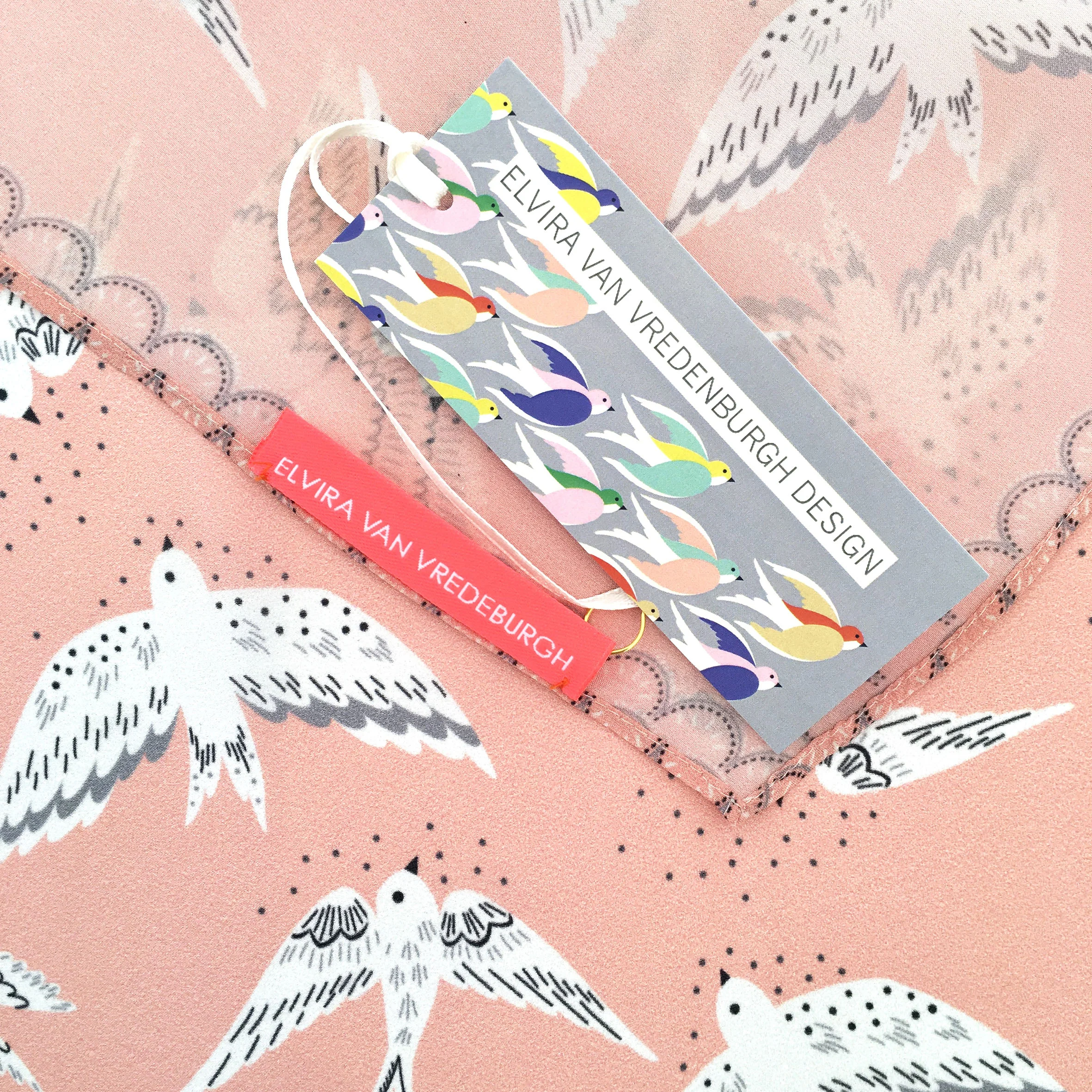 Scarf 030 Coral - Label detail.jpg