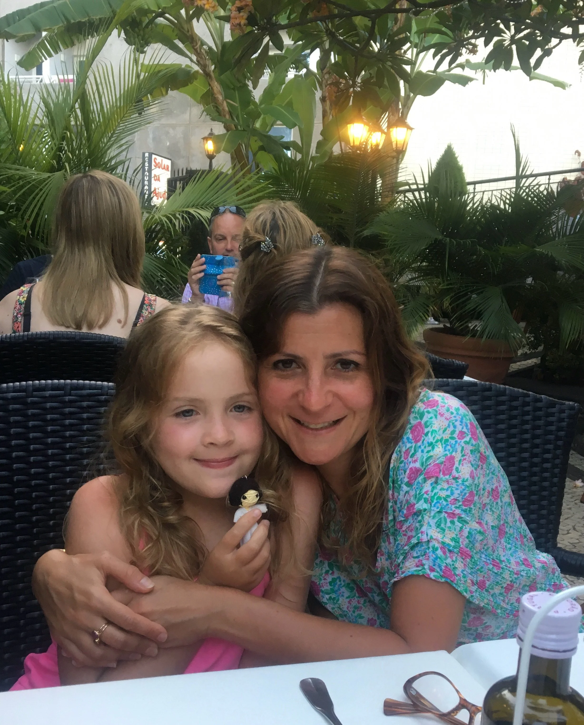 Happy 18th Birthday to my gorgeous girl Isla May 🥳 This is a photo of us on holiday quite a few years ago now. Started the celebrations last night with sticky chicken meatballs, so yum, followed probably by one of the best chocolate cakes I&rsquo;ve