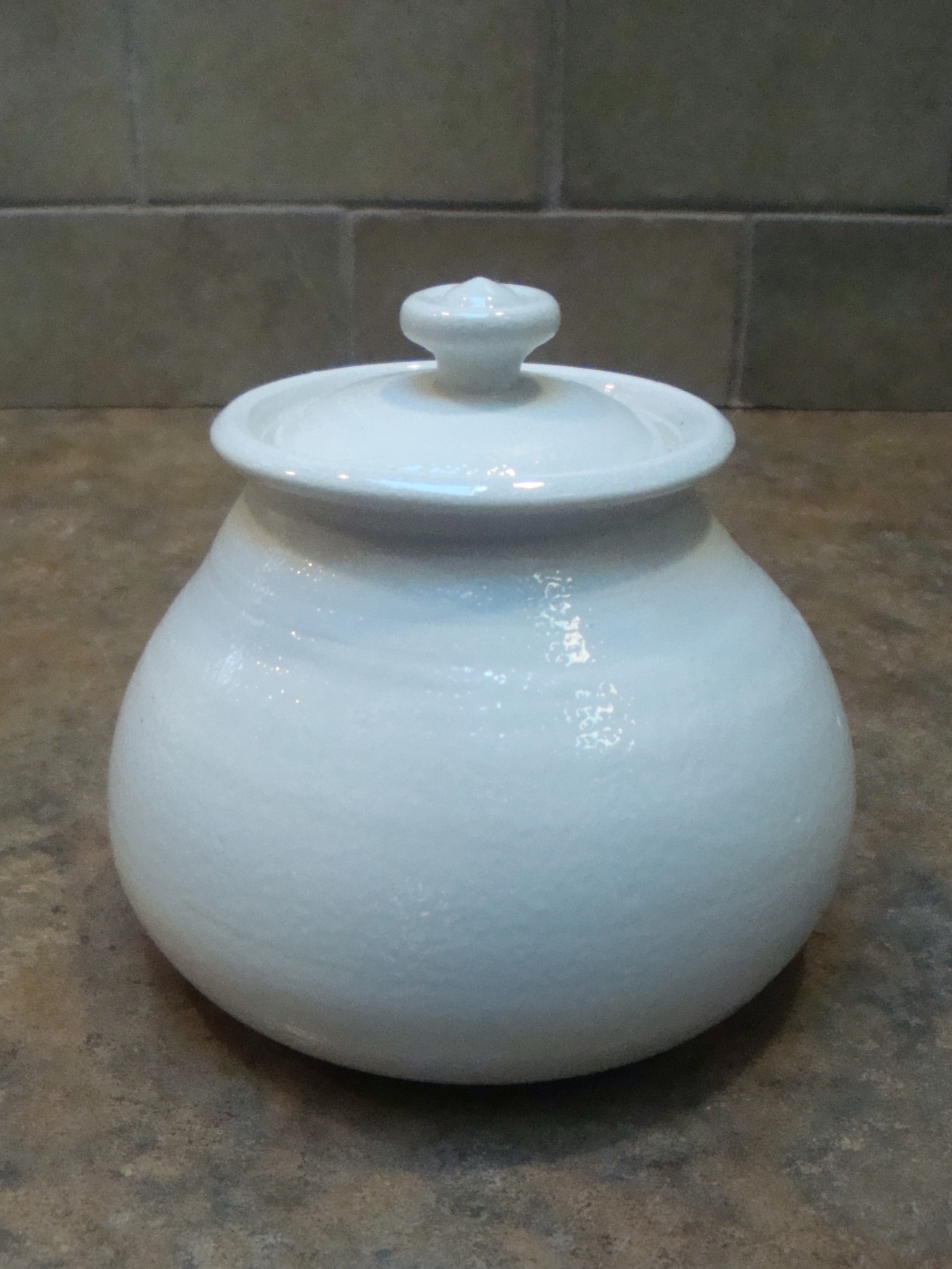 Rounded Jar