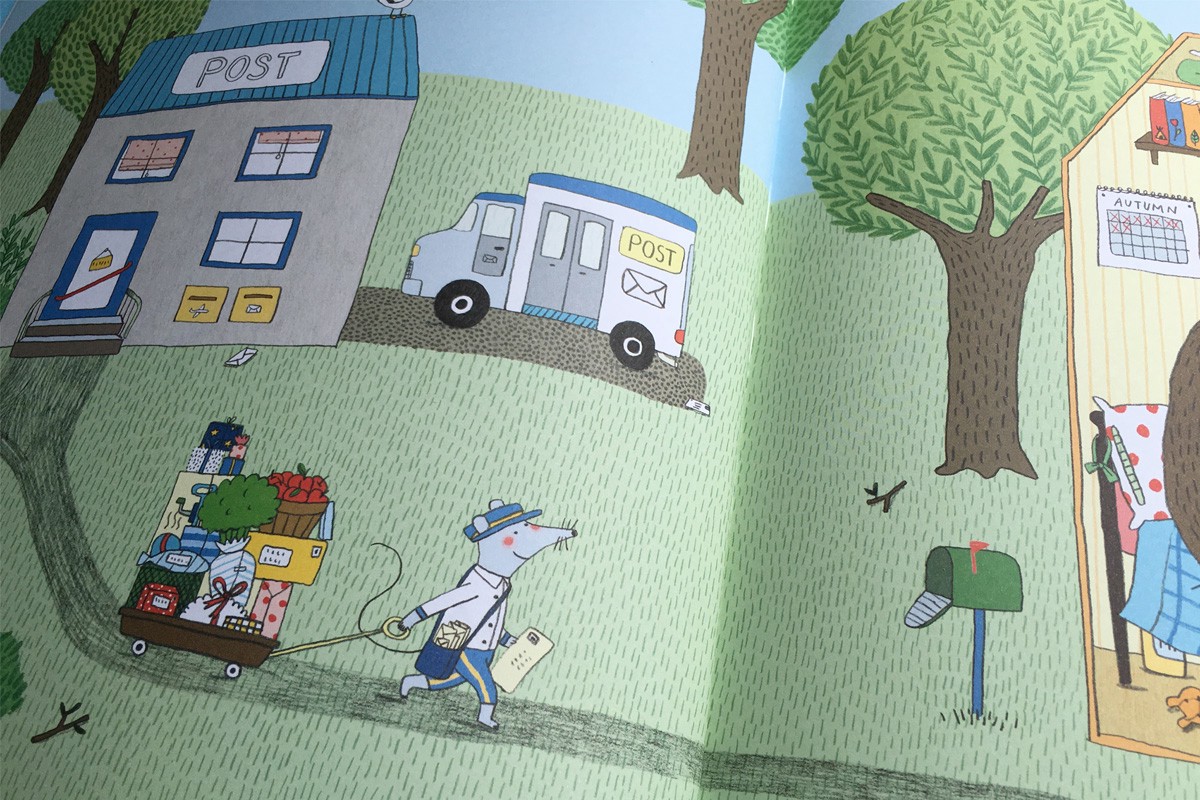 Here_comes_picturemouse_book.jpeg