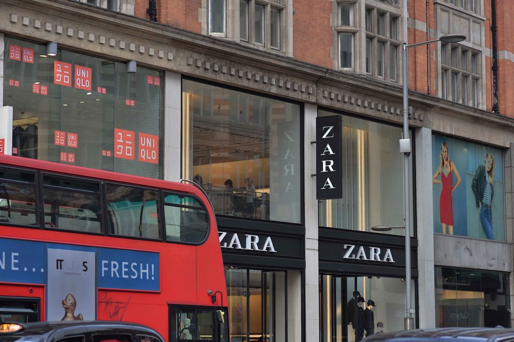 Zara, Kensington High Street, London, U.K. Image©thingstodot.com